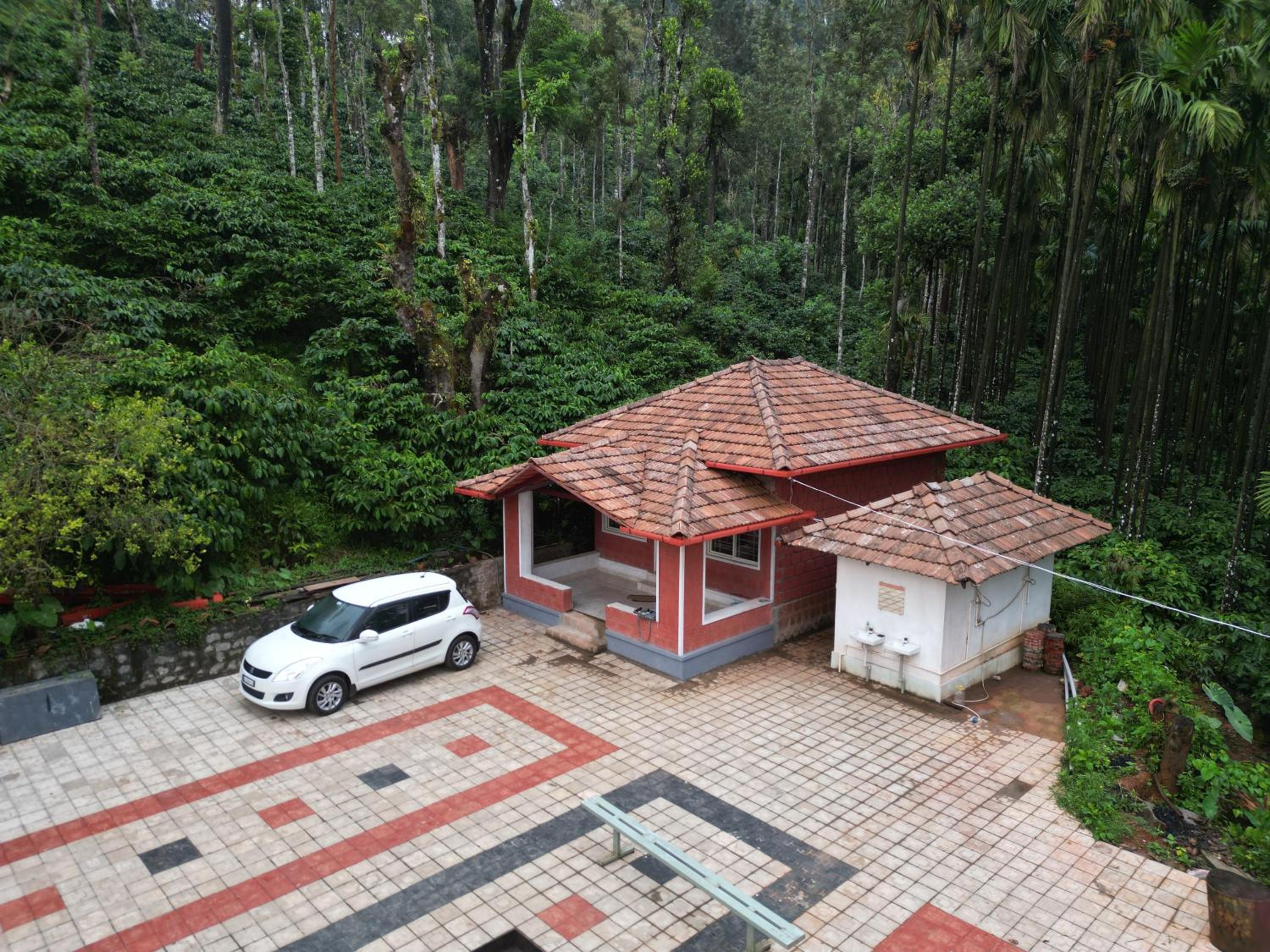 sirivana homestay