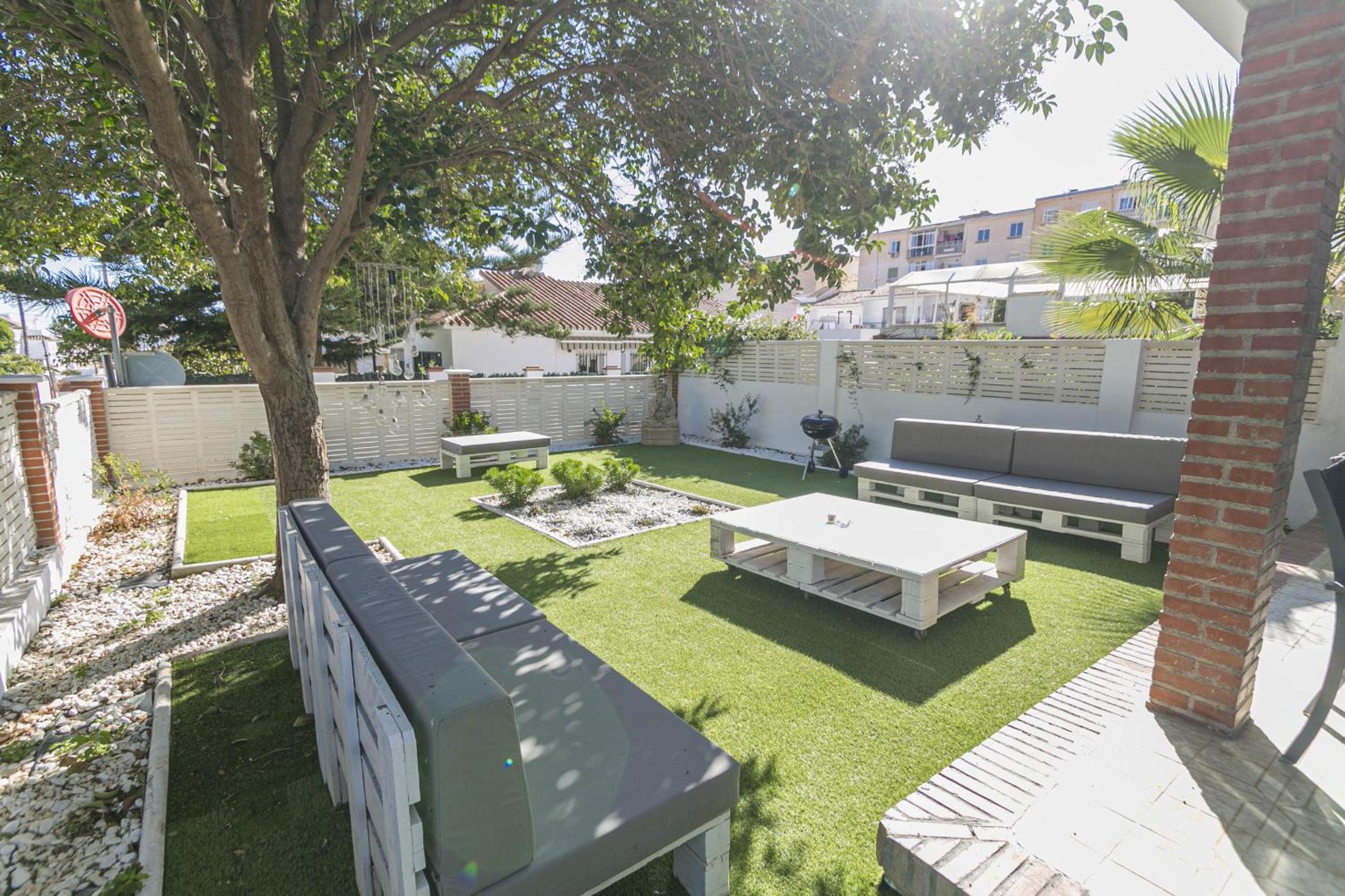 Canovas Nerja - Casa Parador con jardín privado en centro Nerja