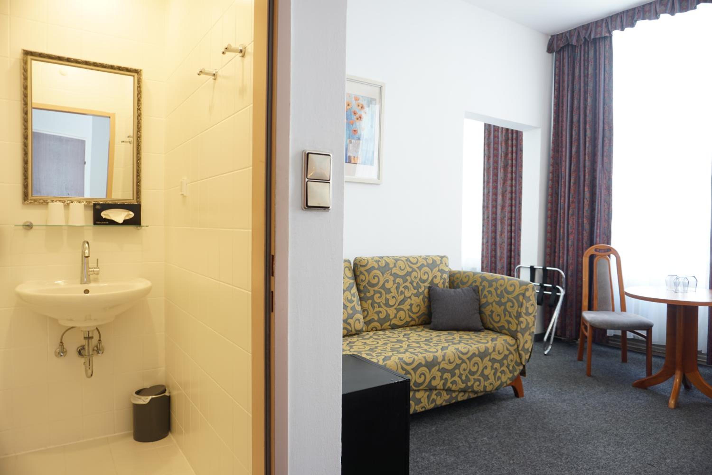 HOME1 - Lumes Boutique Hotel