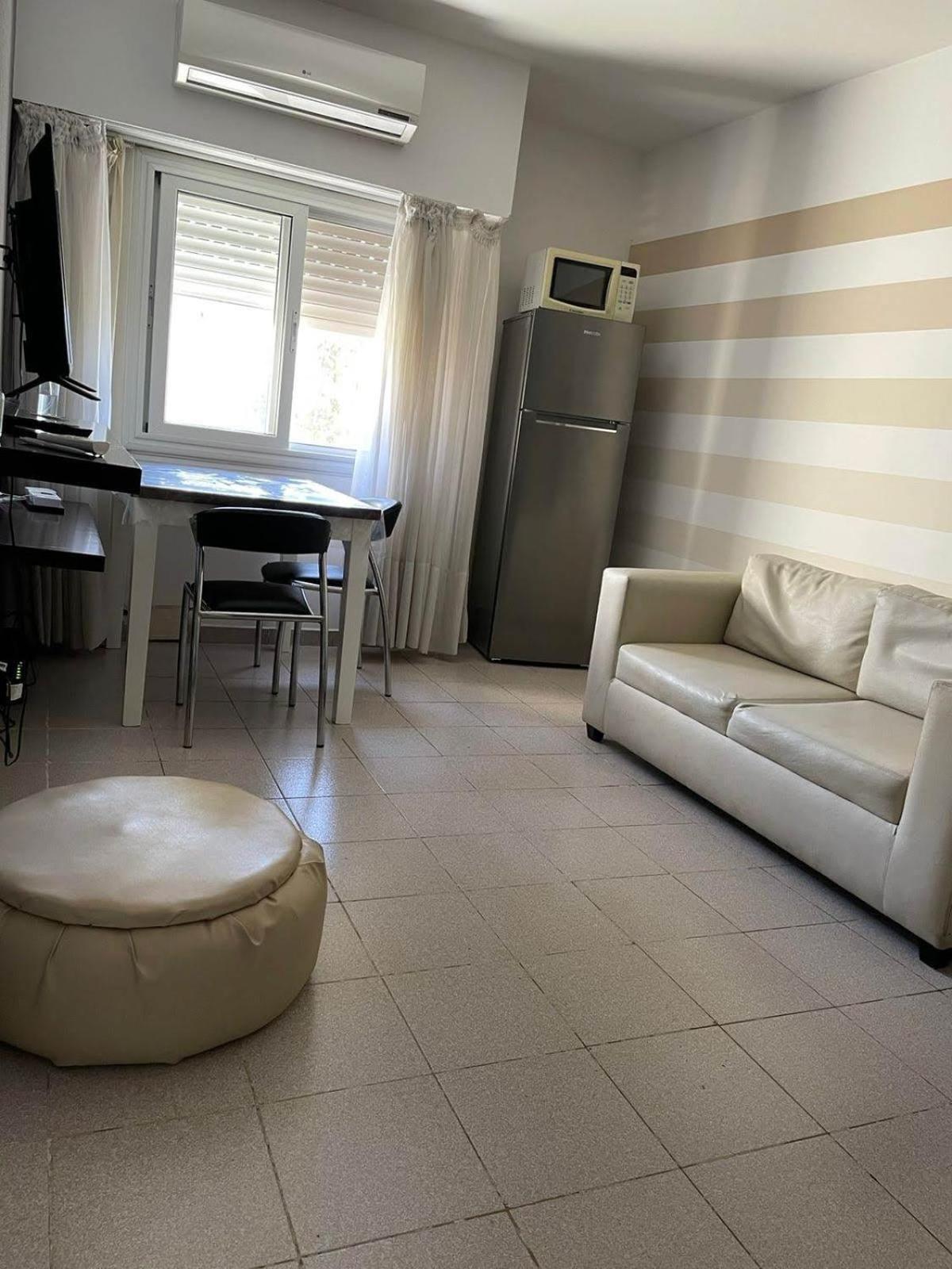 Departamento centrico con cochera incluida