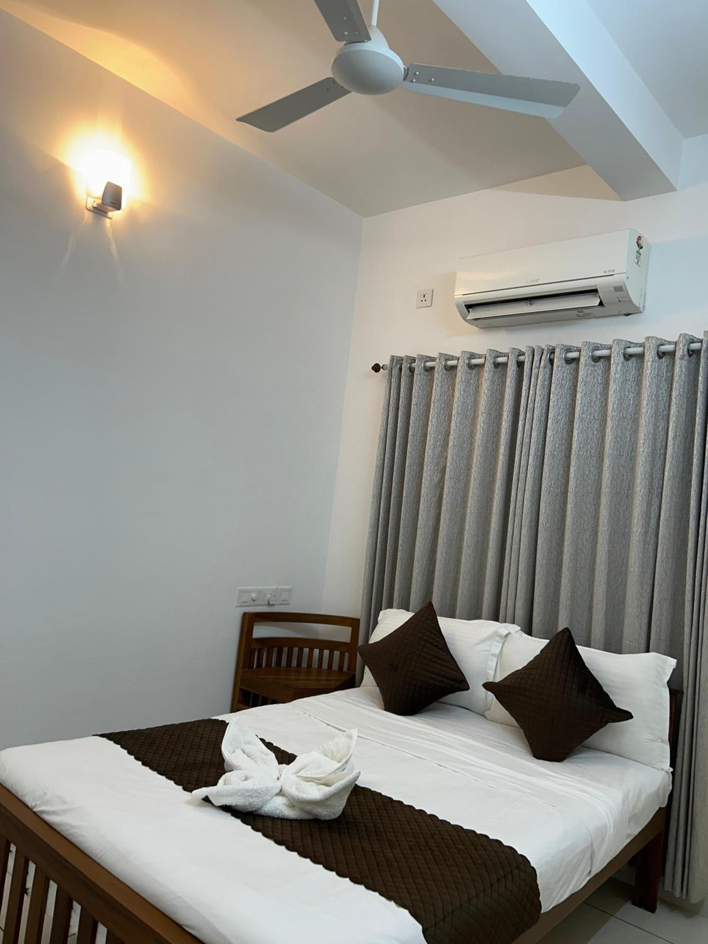 Atlaxis Residence