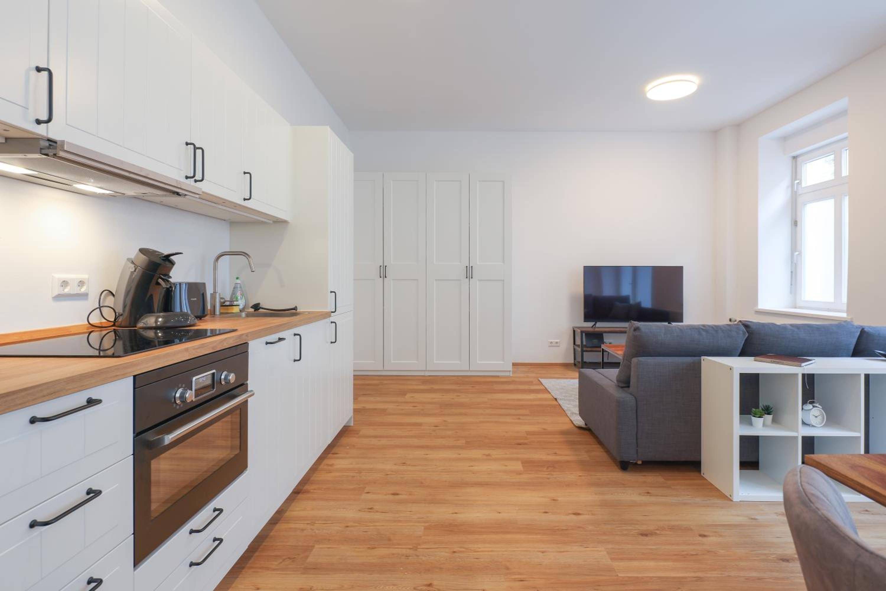 Neue 2-Zi-Apartment 15 Min Entfernung zum HBF und Brandenburger Tor