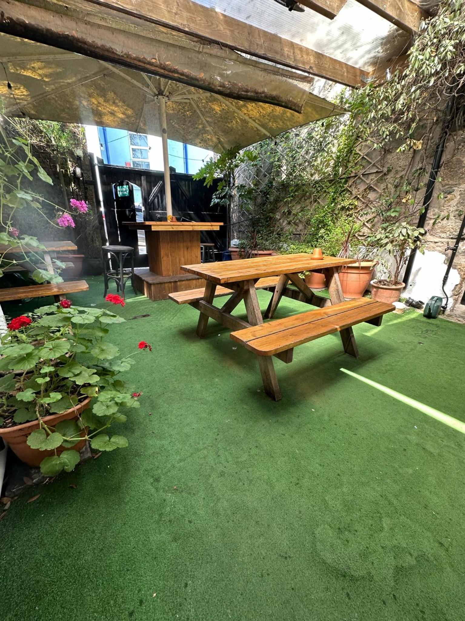 Photo 14