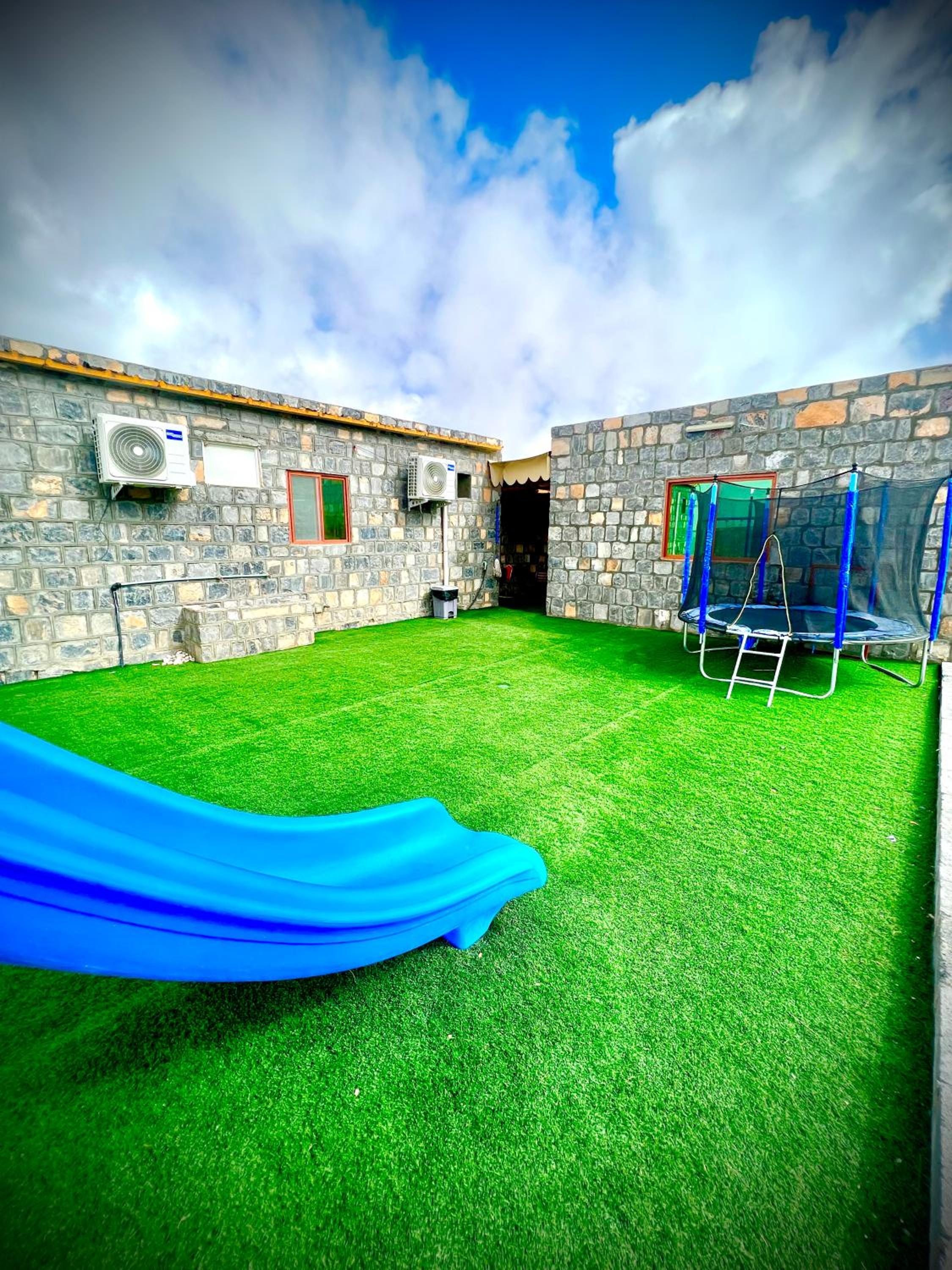 Jabal Shams Al-Salam house