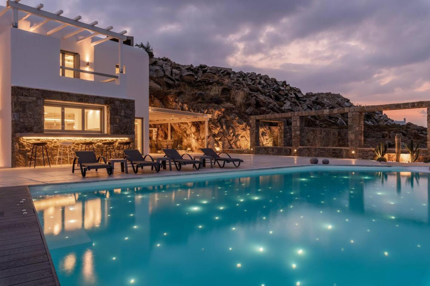 Ornos Nolan Villa photo 1