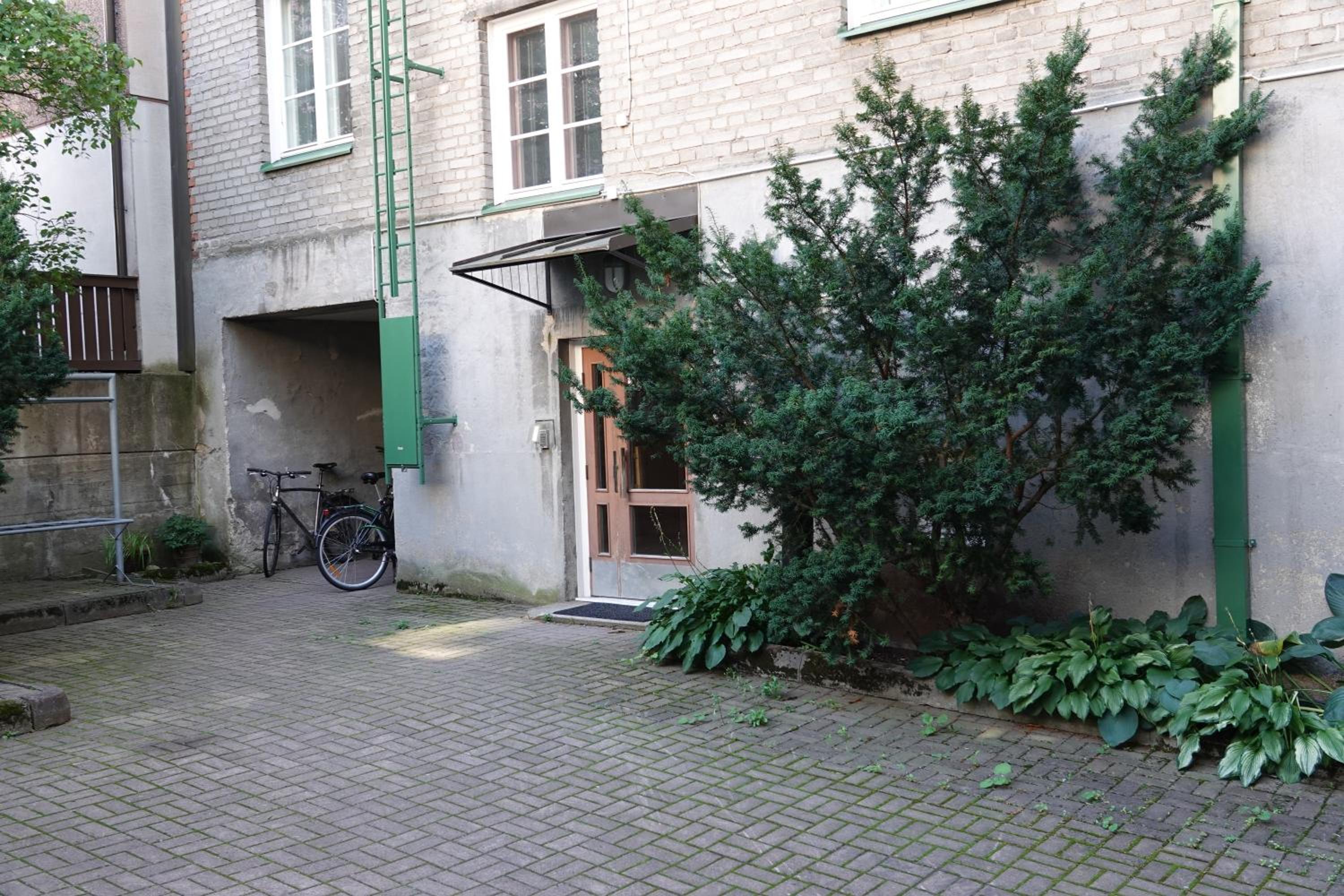 Photo 37