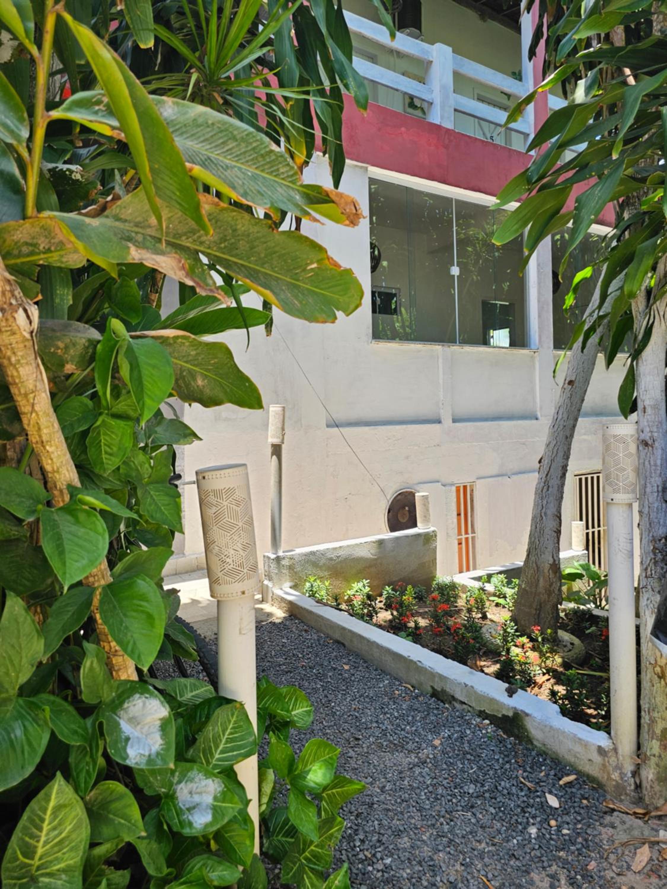 Sunset Flats - Bonito Flat na Rua Pituba 1 , bem perto das praias urbanas! Itacare BA 2