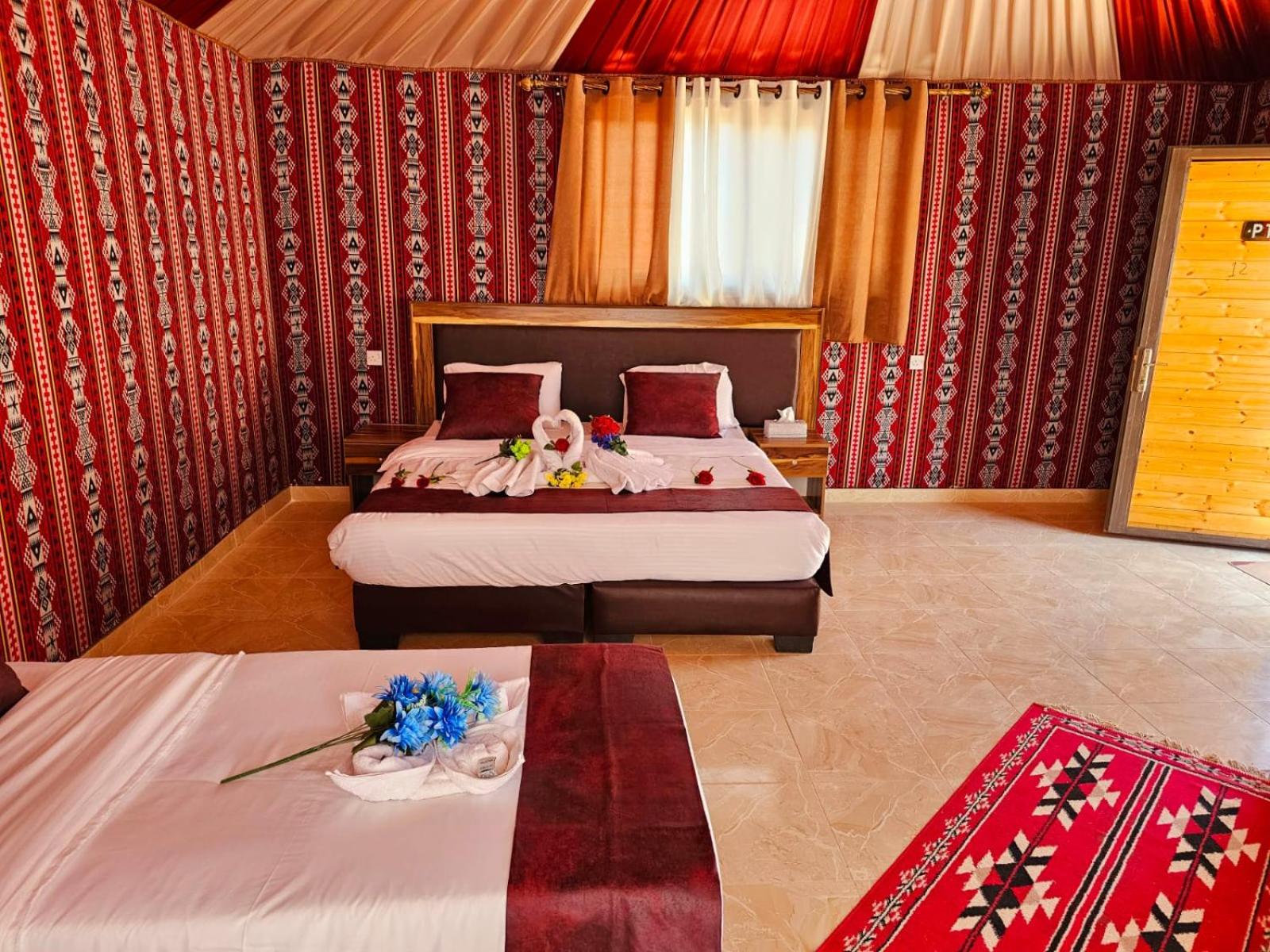 Harir Rum luxury camp view 5