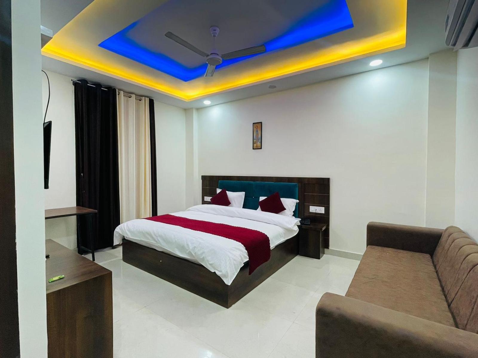 Divine Ganga by MJ Hospitality view 5