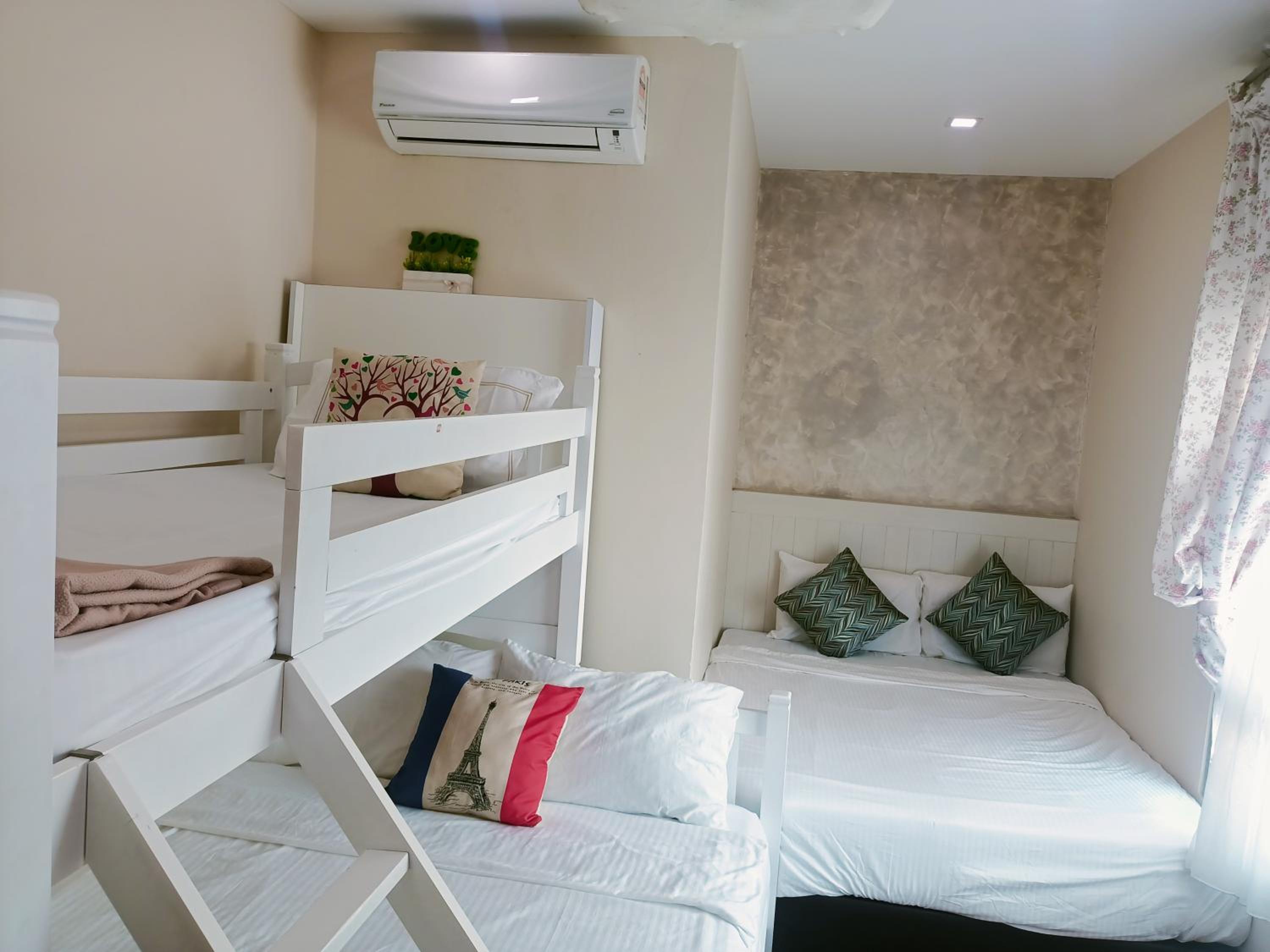 Sekinchan PaddyView Homestay 高楼 看稻田 阳台民宿