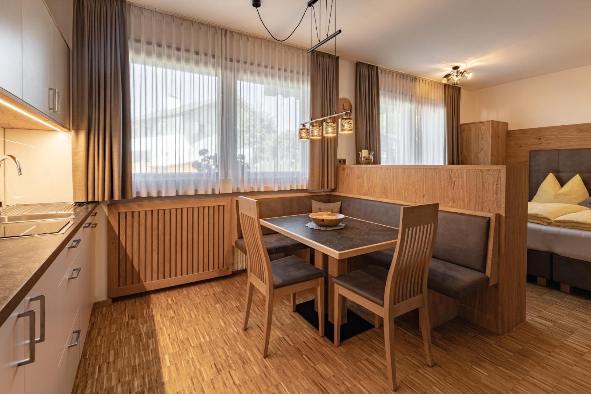 Apartment Ruiel view 4