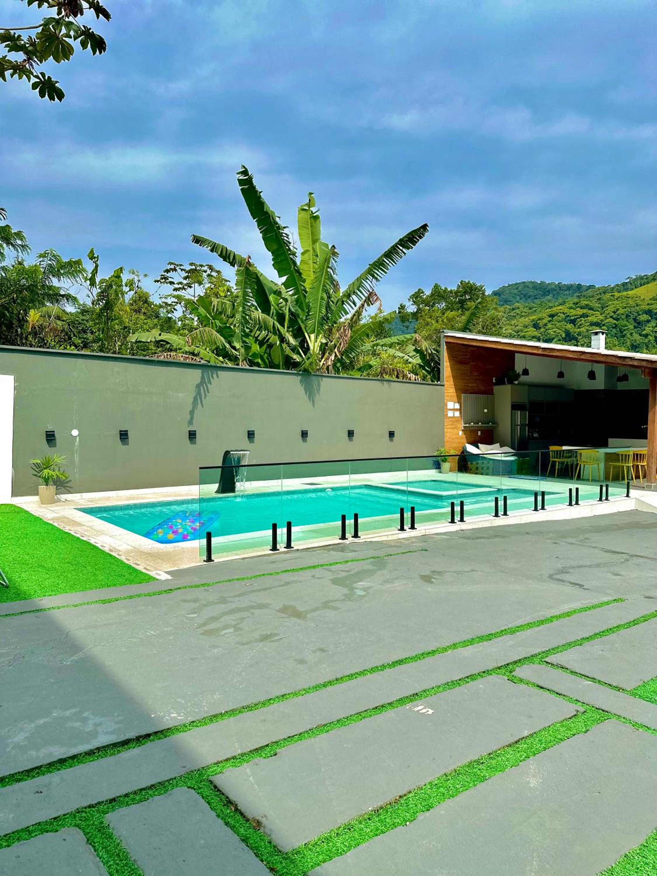 Pousada do Henrique à 7Km da Vila de Trindade