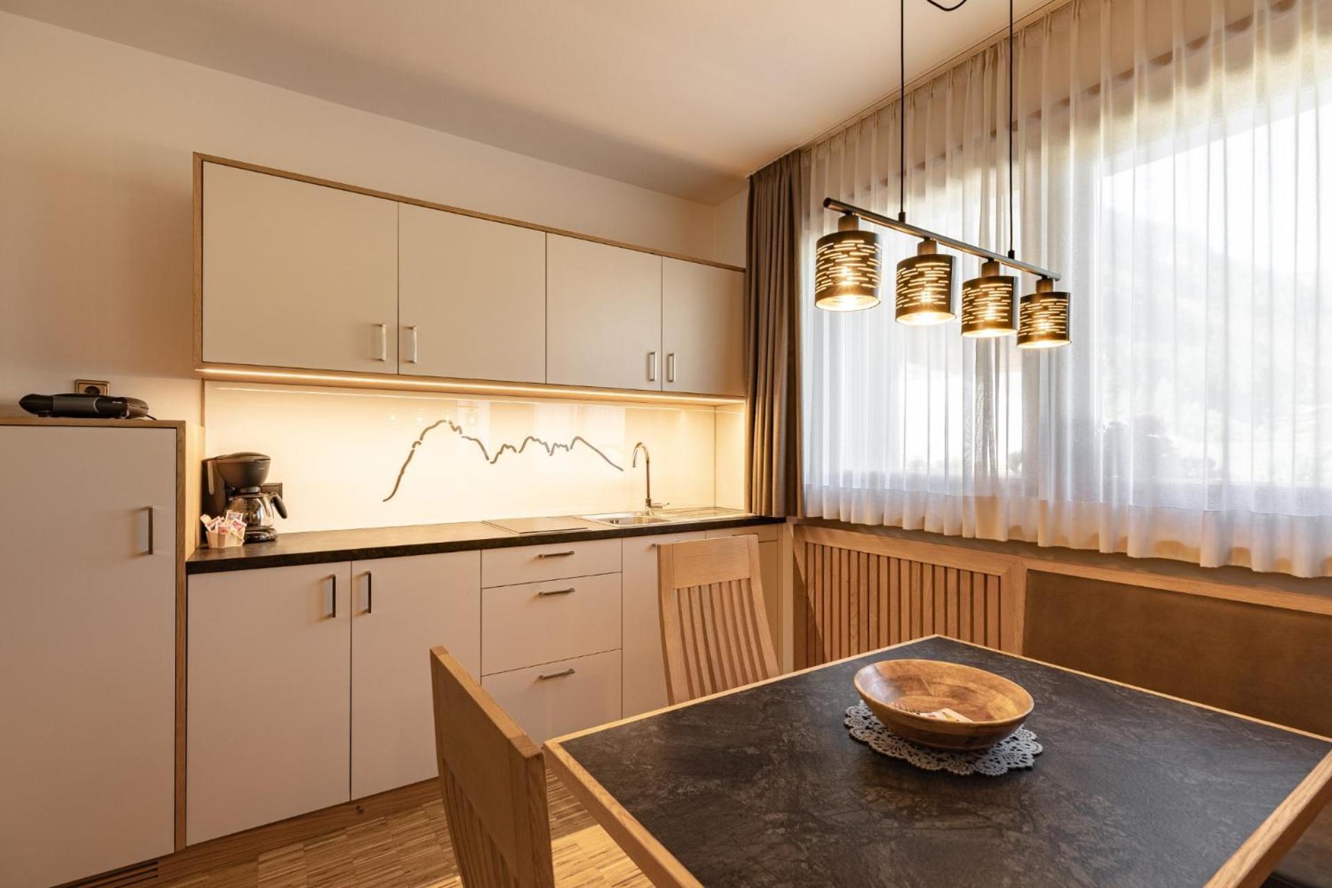 Apartment Ruiel view 2