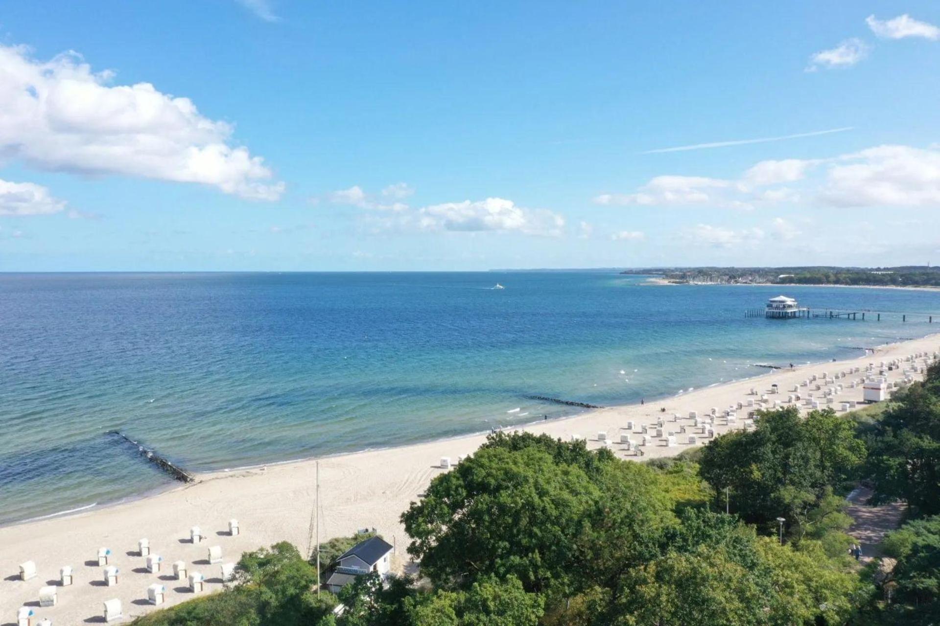 Ferienhaus-Strandallee95-direkt-am-Strand