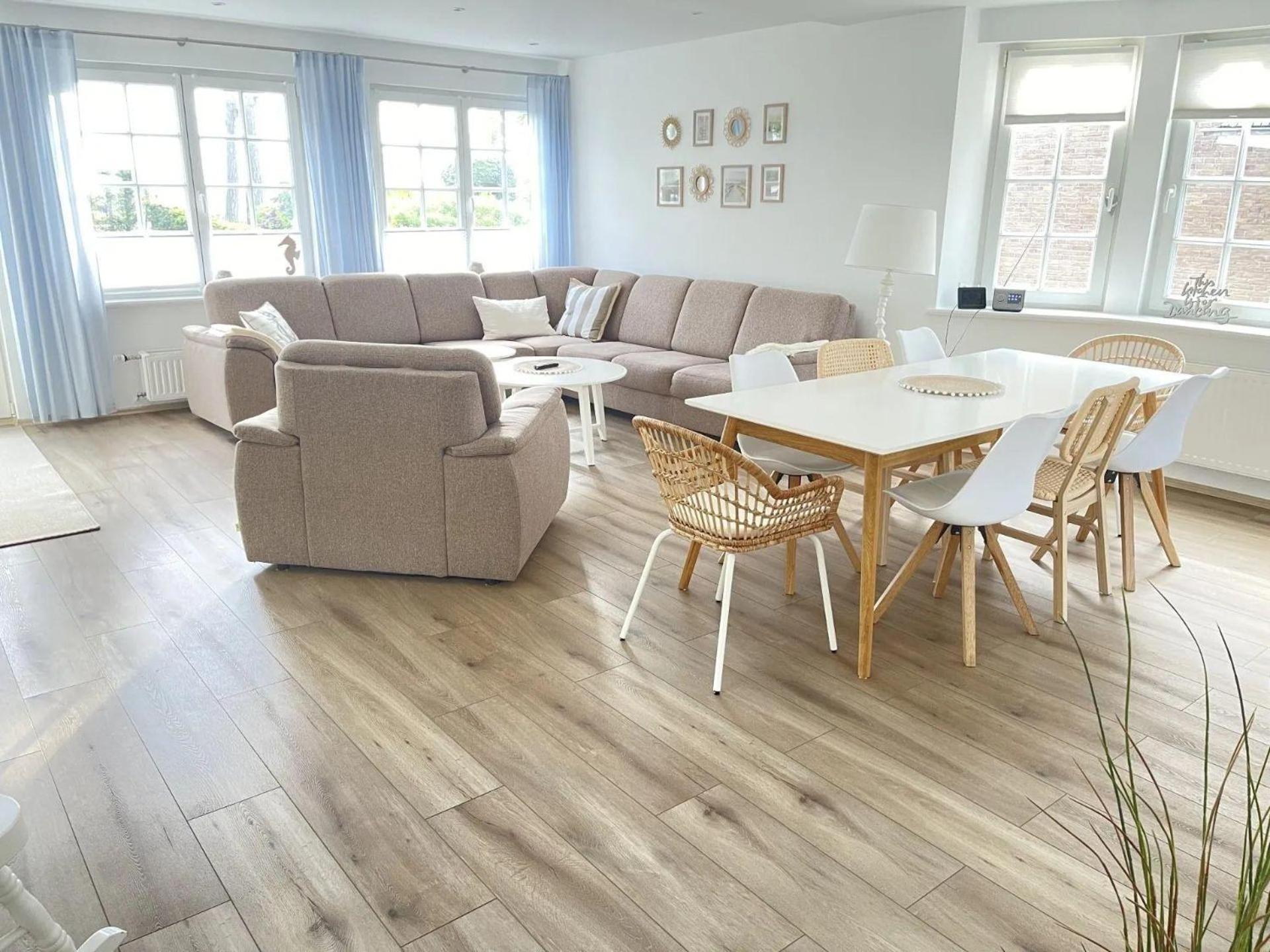 Ferienhaus-Strandallee95-direkt-am-Strand