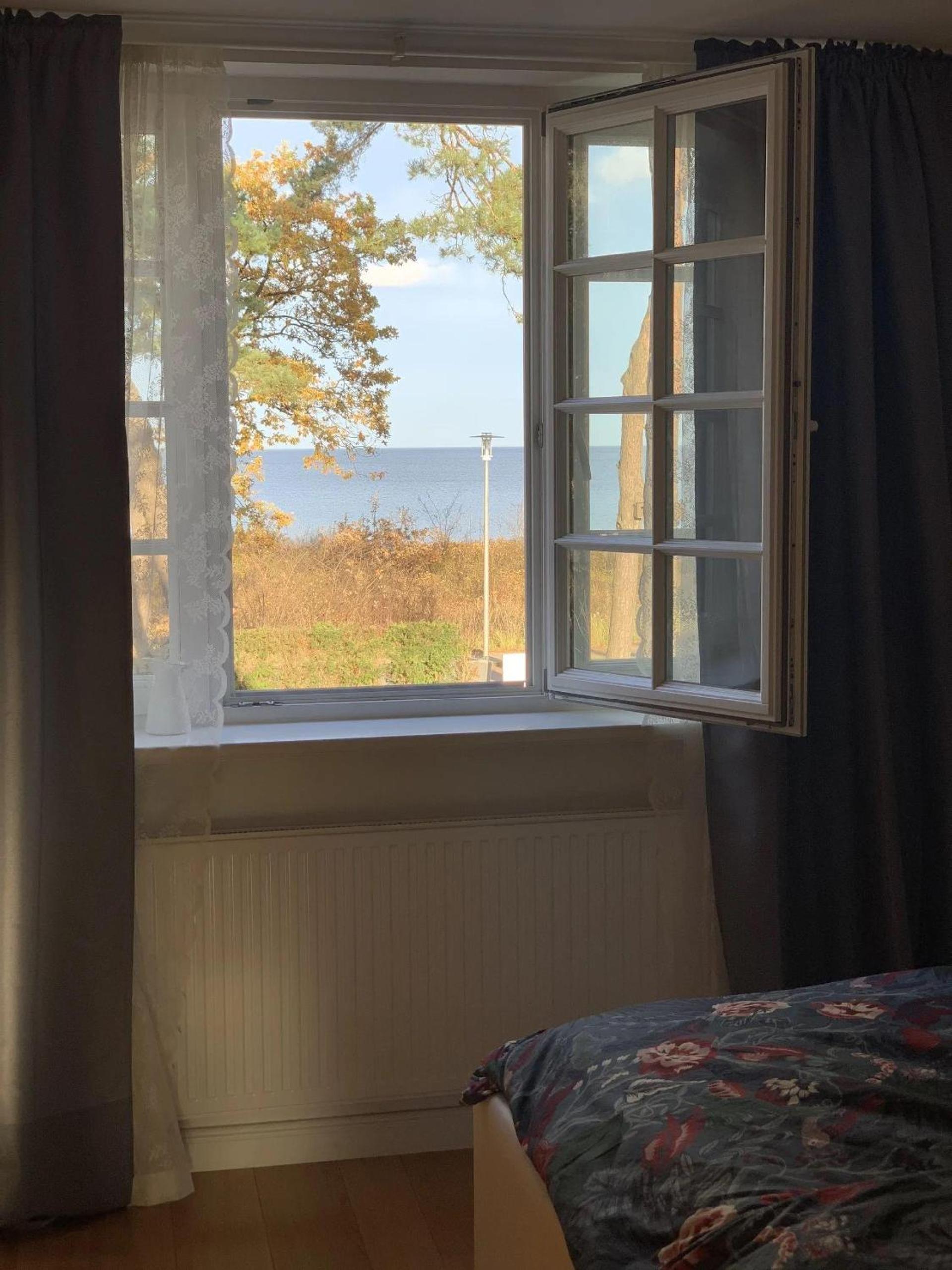 Ferienhaus-Strandallee95-direkt-am-Strand