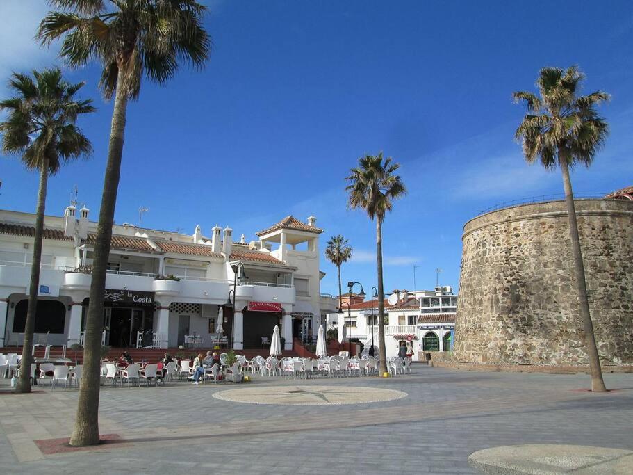 The Lemon Tree by the Sea photo 5