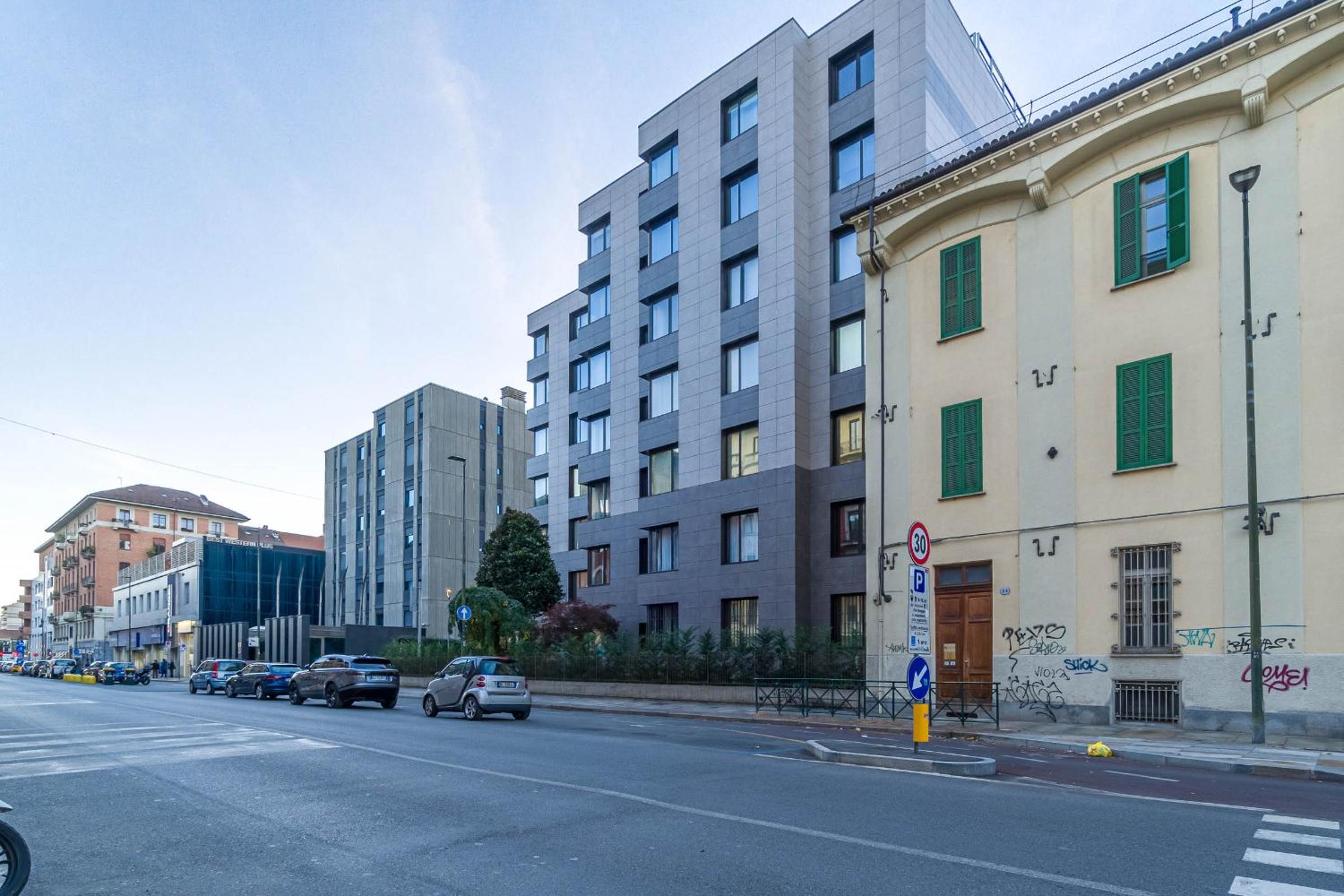 GuestHost - San Salvario & Porta Nuova Modern Mini Studio view 3