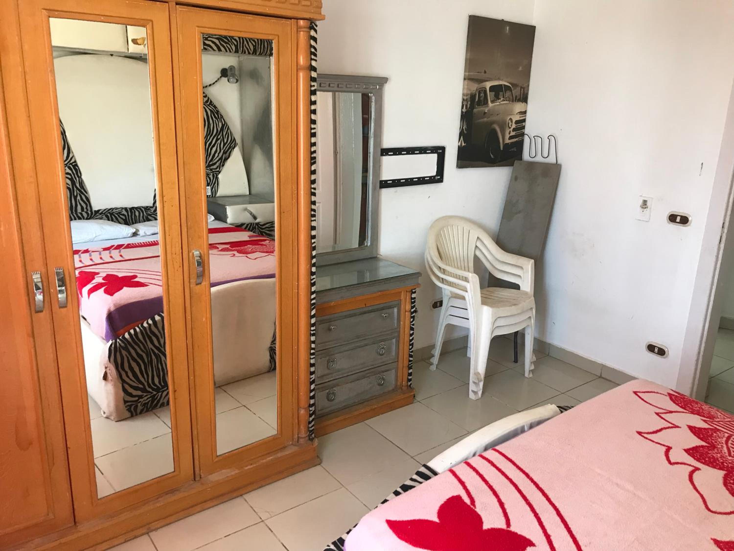Average furnished rooms