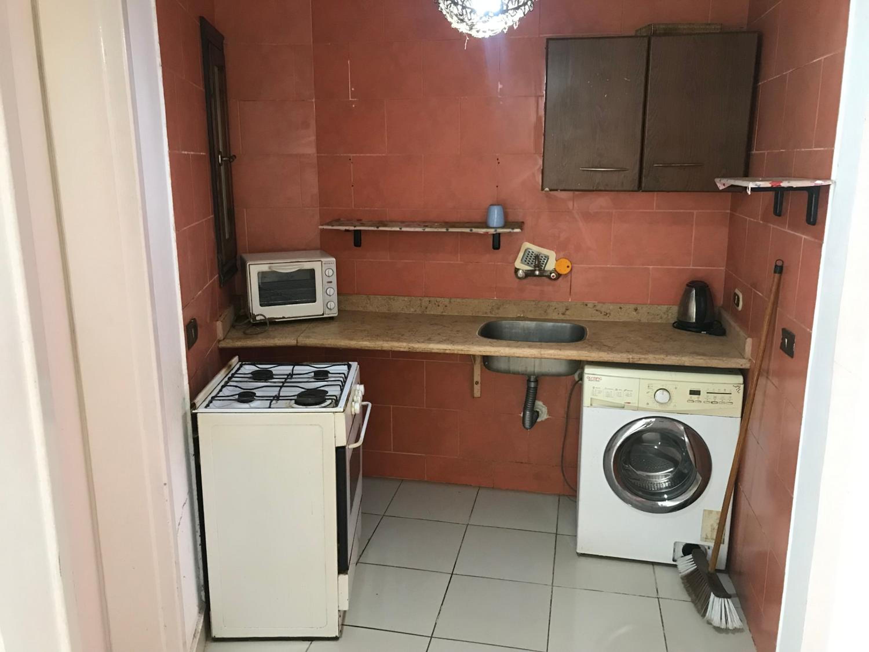 Average furnished rooms