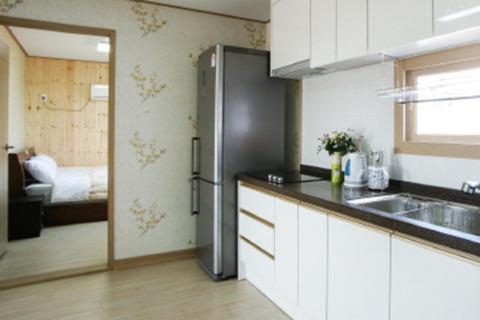Jeju Vacations - Lapaloma Pension - Property Image 10