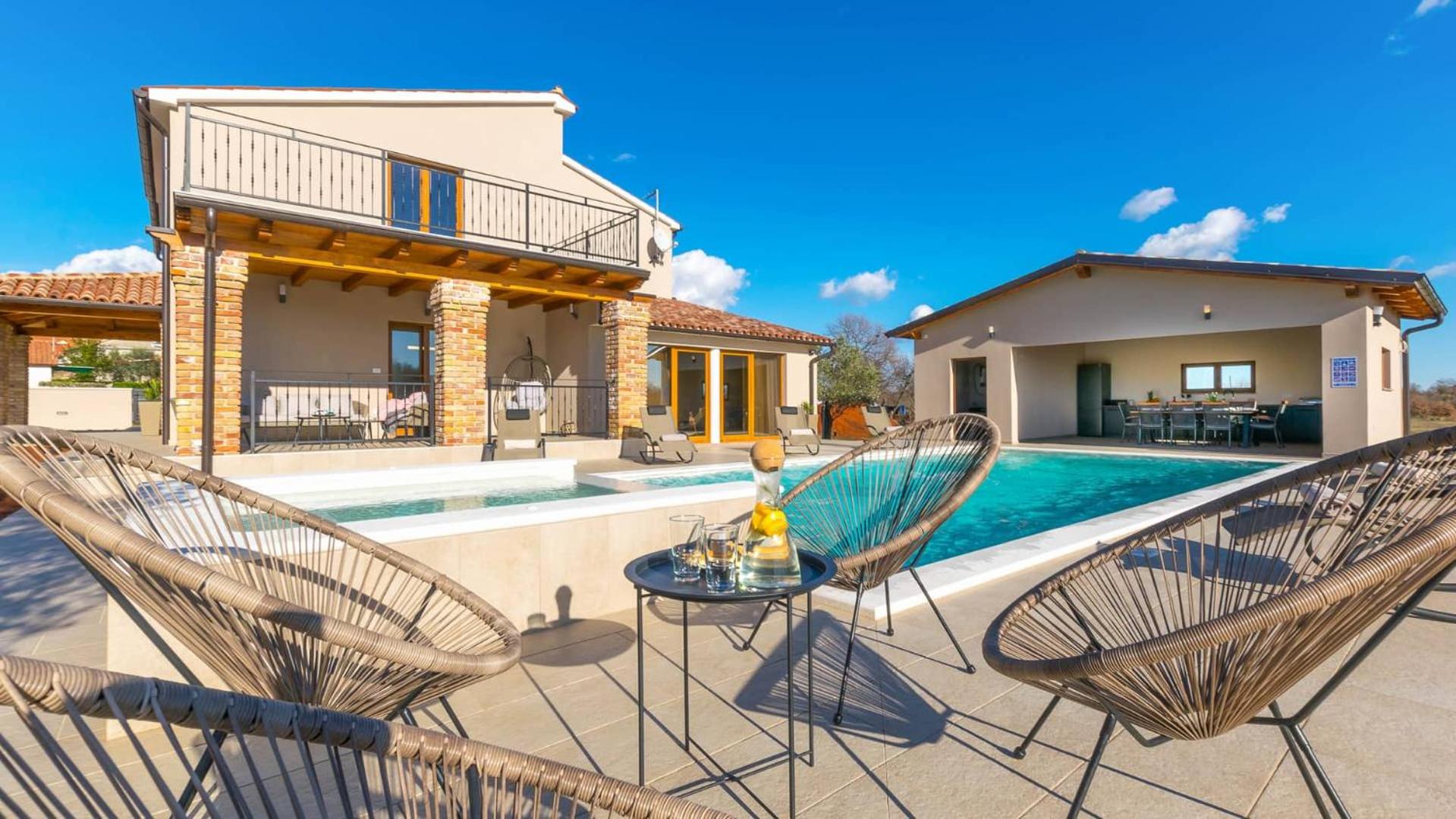 Wonderful Villa Mattuzzi with private pool near the town by WiiBuk view 2