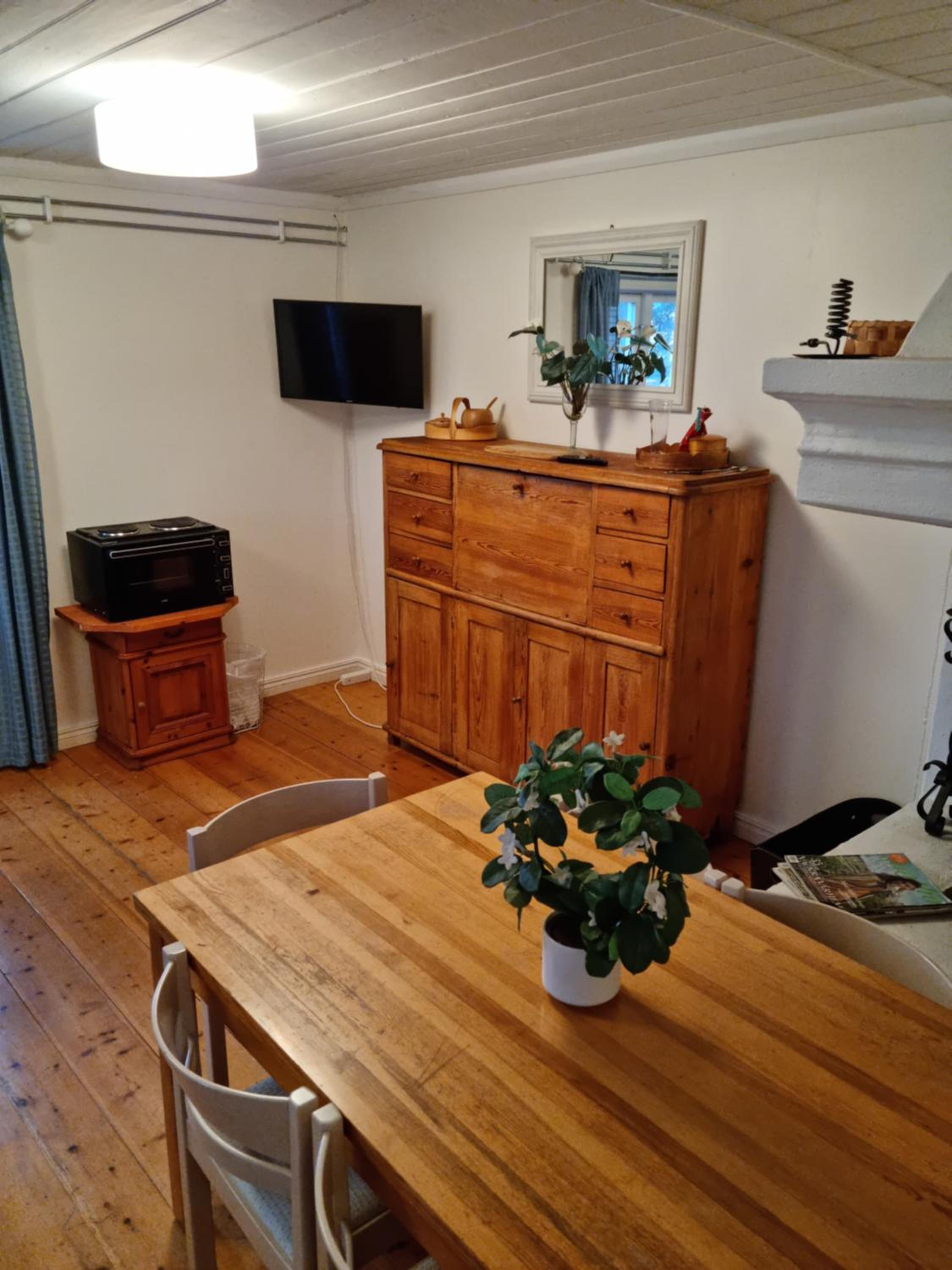 Lantlivlodge i Österjörn - Midgård