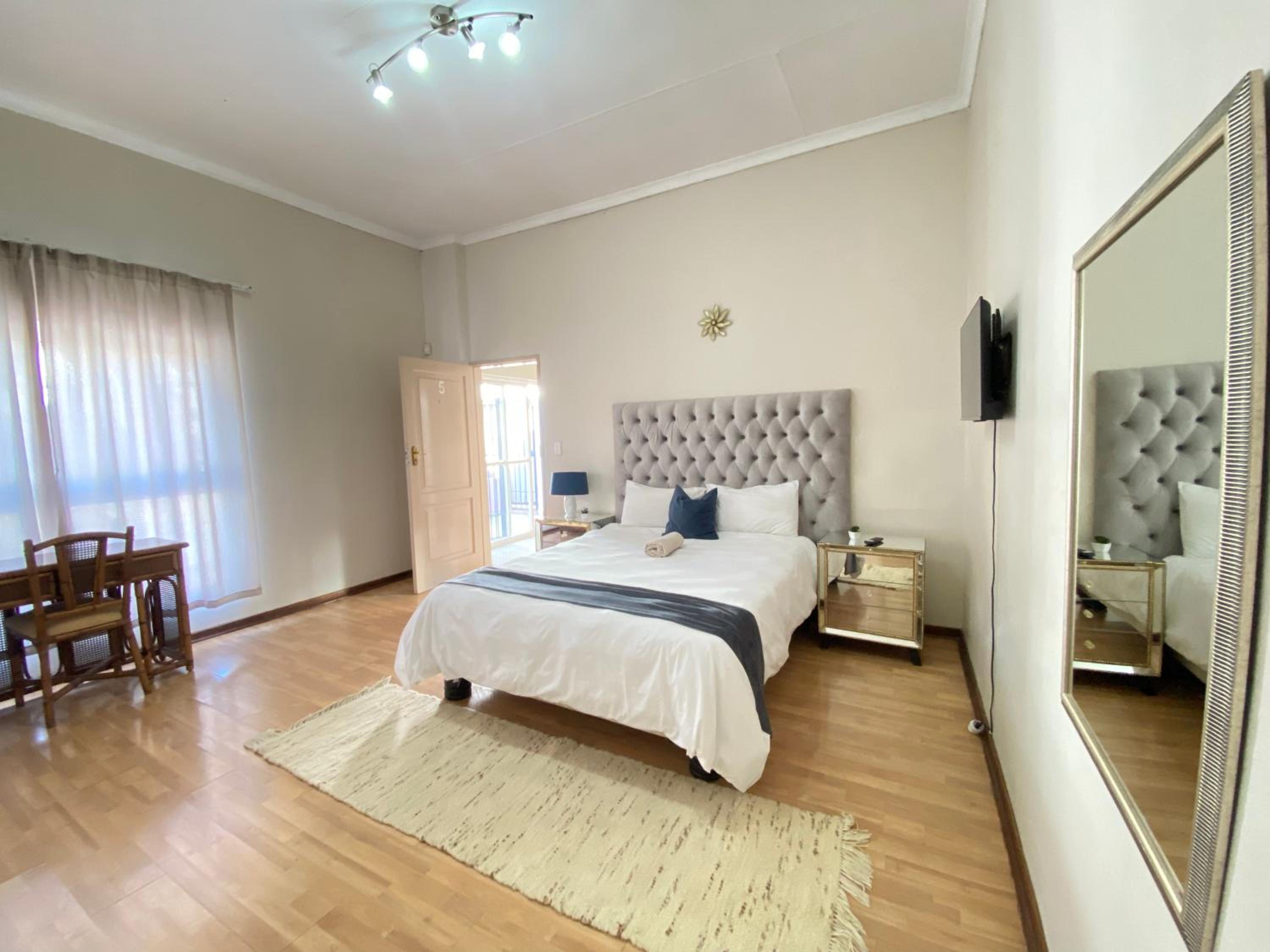 Siena Sun Guesthouse Rooms and Breakfast Option view 5