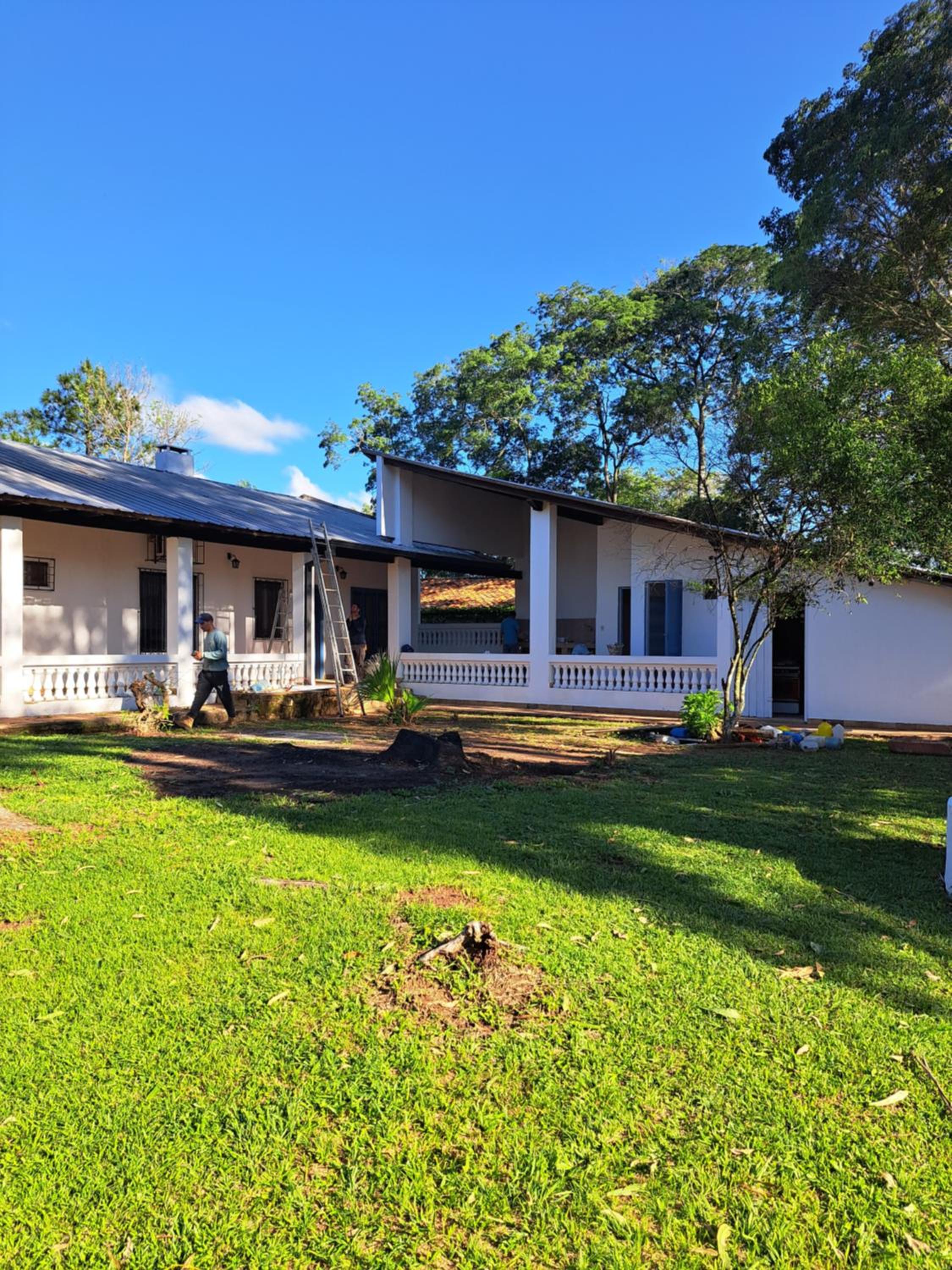 Casa colonial a metros del arroyo Piribebuy view 2