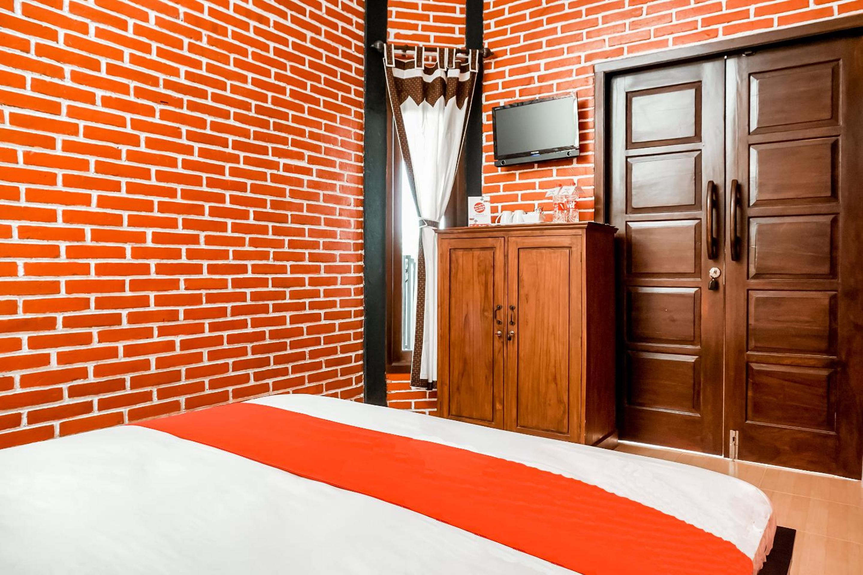 ALAM CITRA BnB by The Homey Rooms and Tours view 2