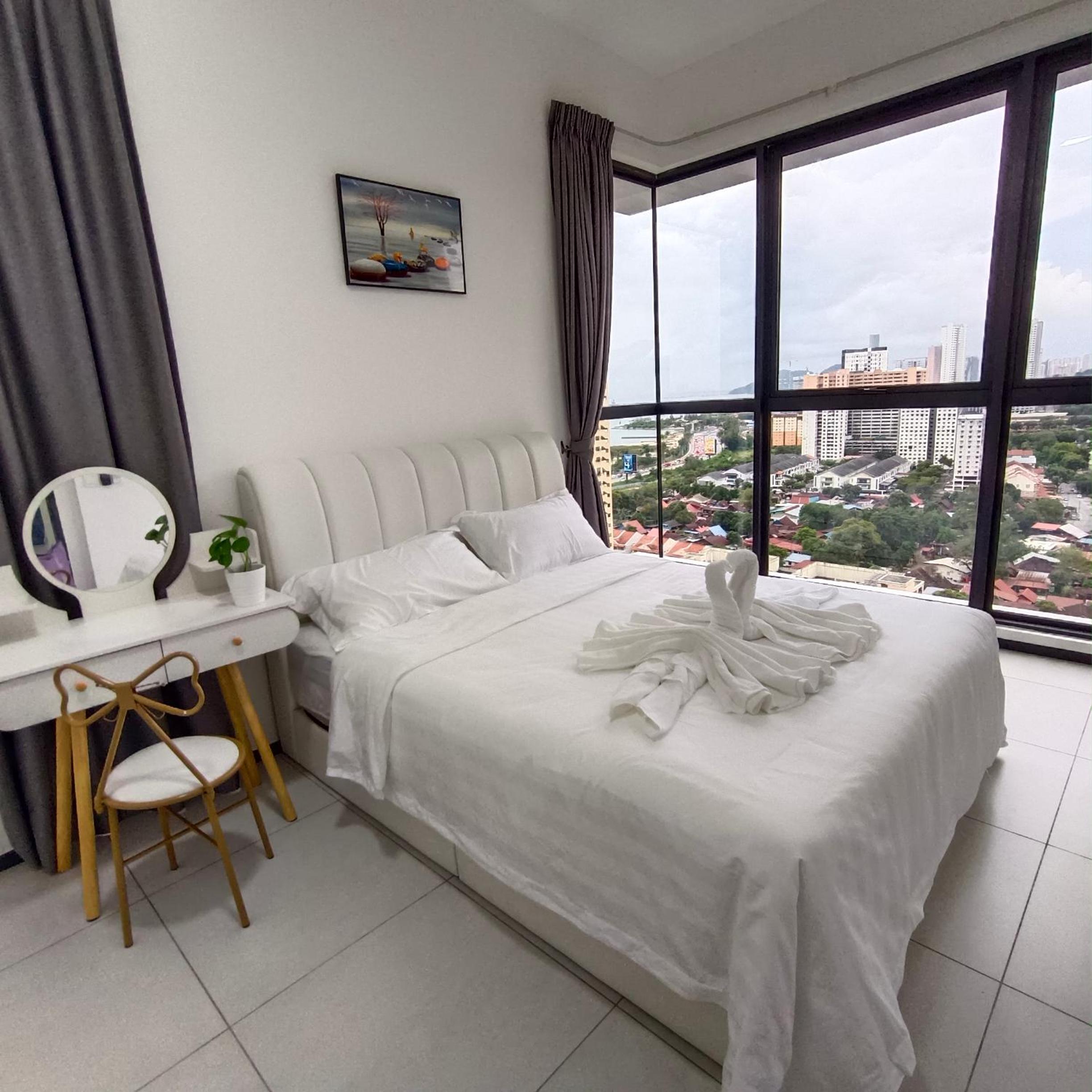 Veneto Penang homestay 3BR with infinity pool