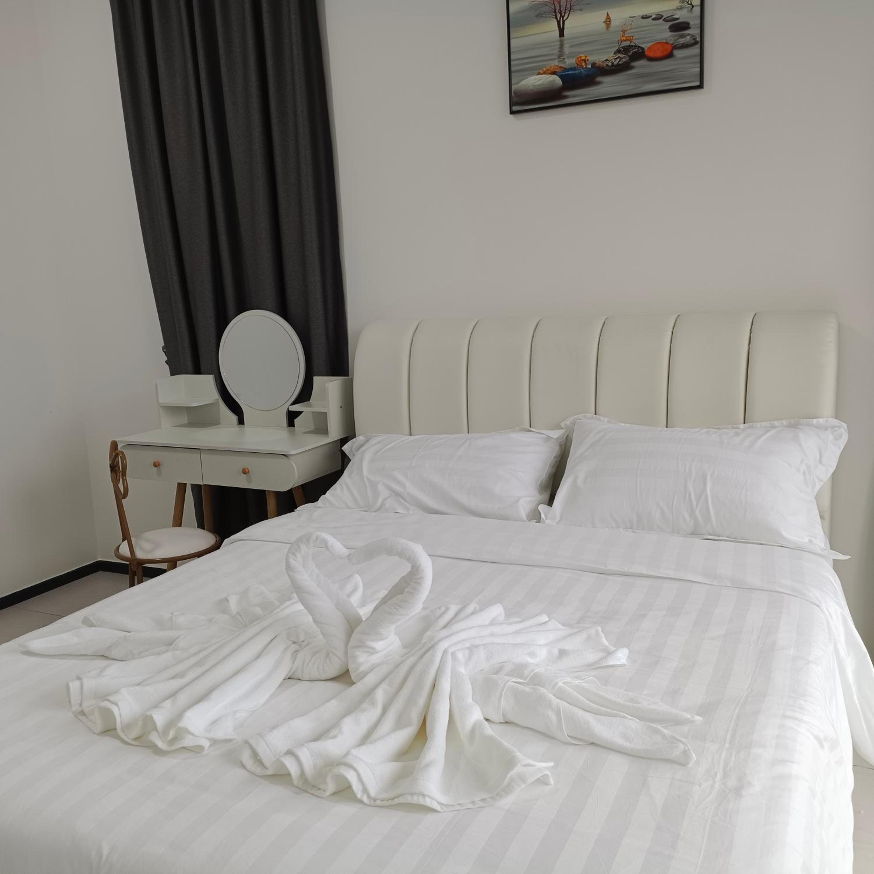 Veneto Penang homestay 3BR with infinity pool