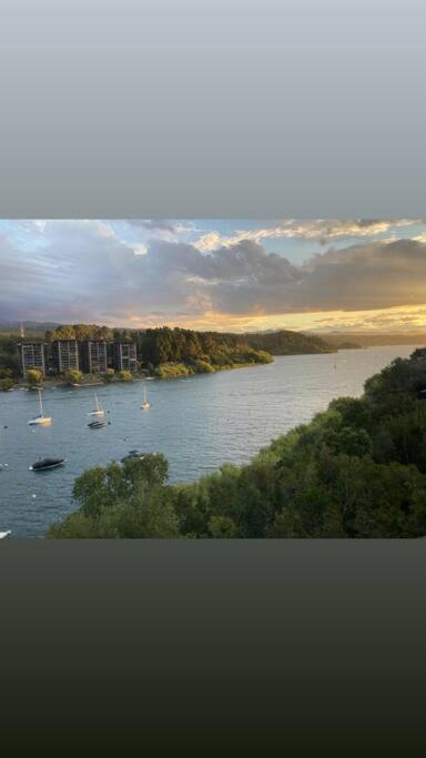 Peninsula de PuconExclusivo condominio privado del24 feb 2024 al 2de marzo. Semana completa