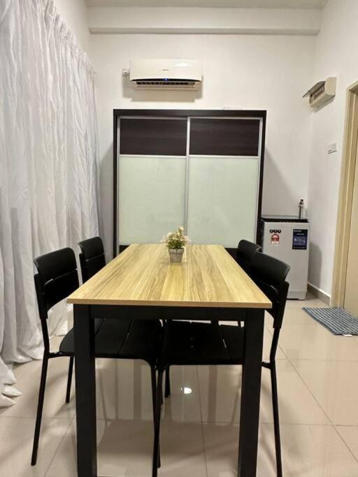 Plazio 1 Bedroom & Studio