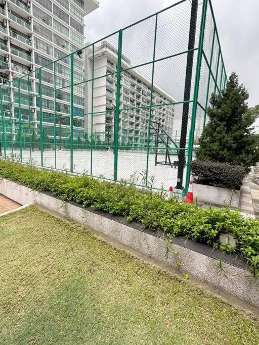 Plazio 1 Bedroom & Studio