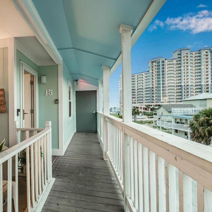 Deeded Beach Access- 10 min Walk to Hangout view 2