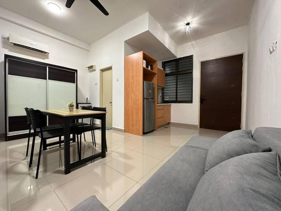 Plazio 1 Bedroom & Studio
