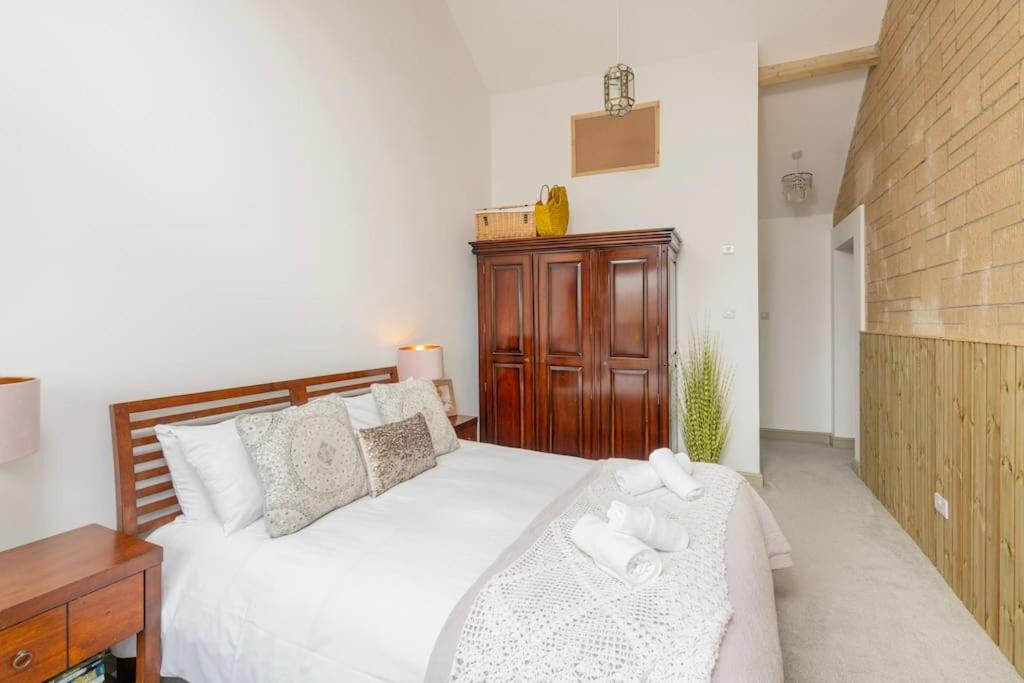 Fabulous House in Bath w/parking