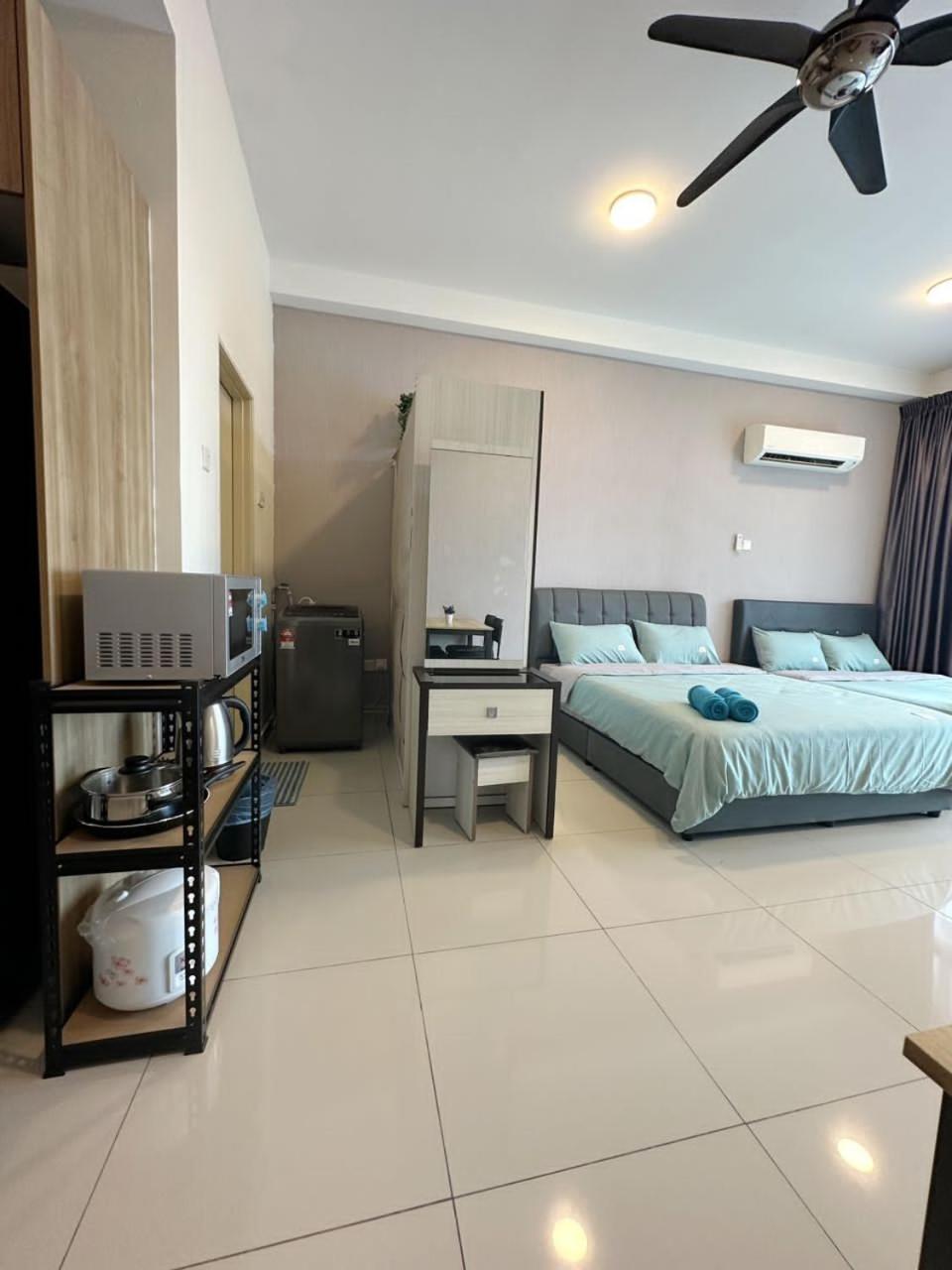 Plazio 1 Bedroom & Studio