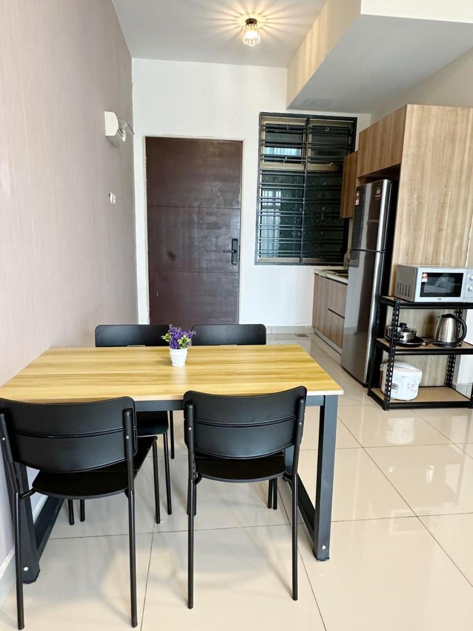Plazio 1 Bedroom & Studio