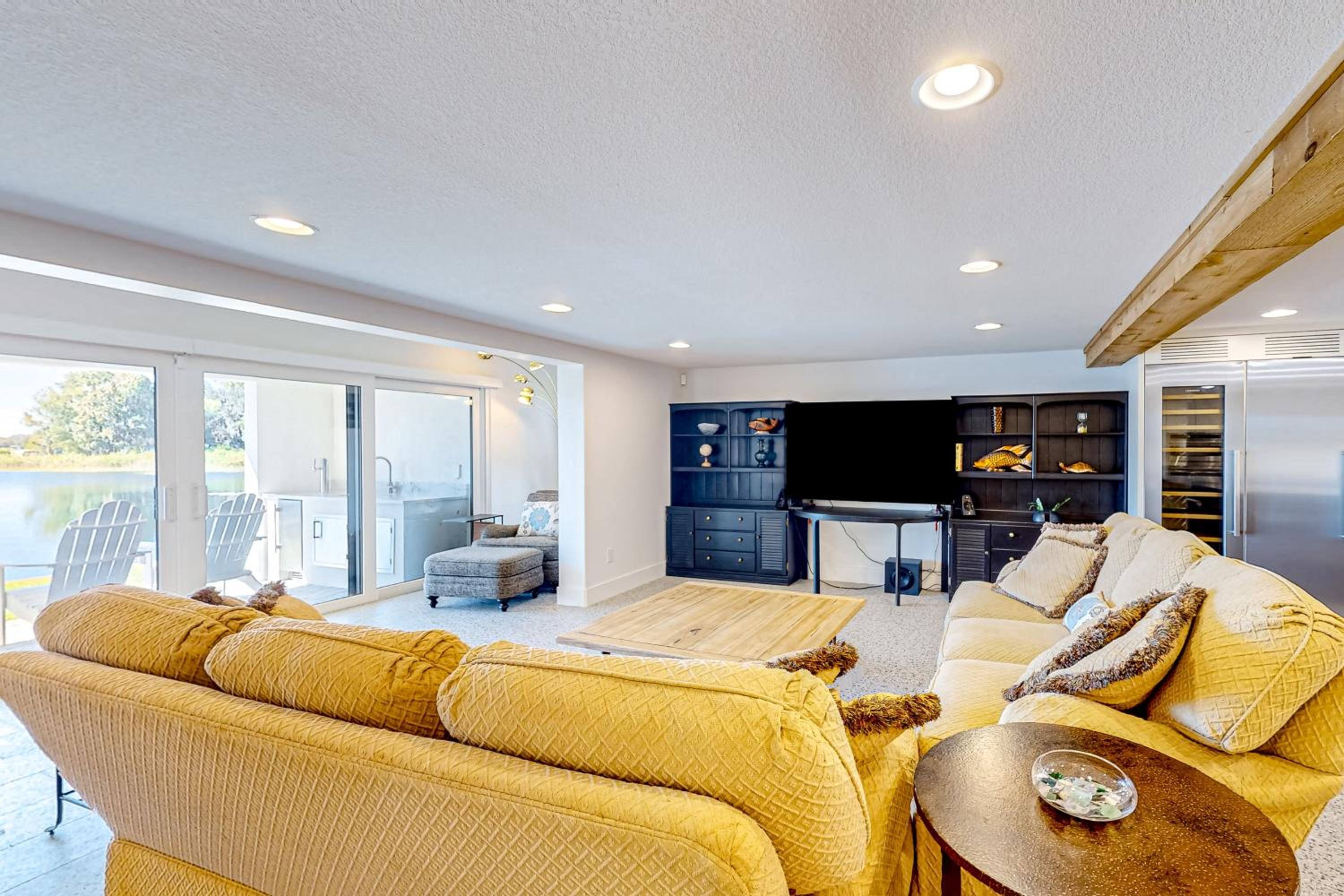 Escape the Heat! Lakefront Paradise in Mount Dora