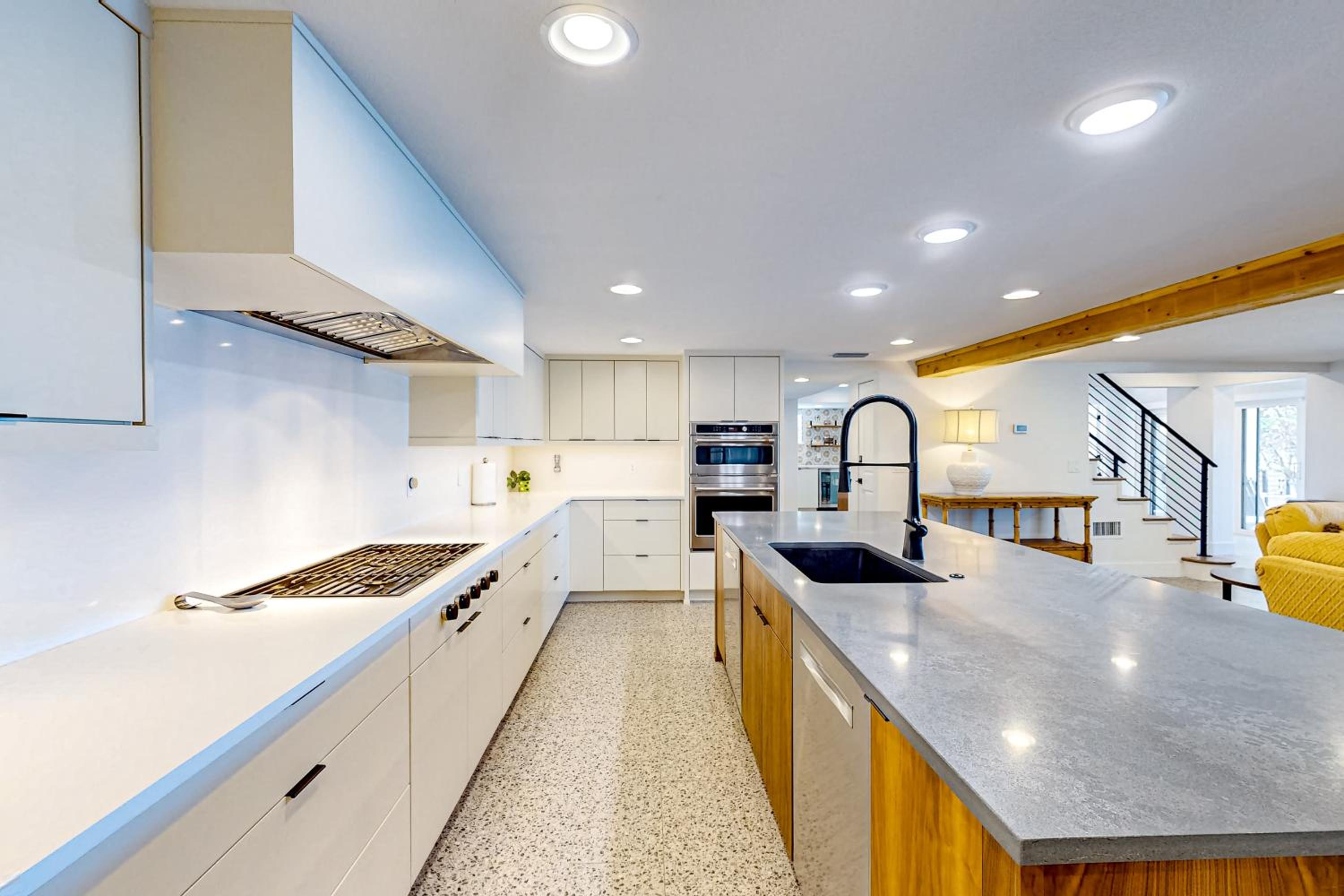 Escape the Heat! Lakefront Paradise in Mount Dora