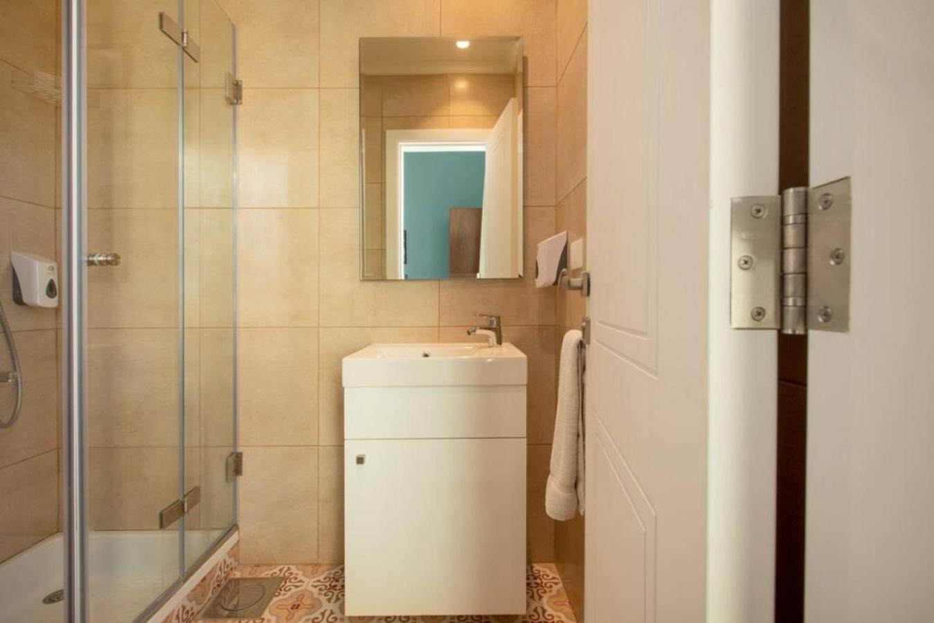 Teta Hayat-503 Studio in Mar Mikhael view 2