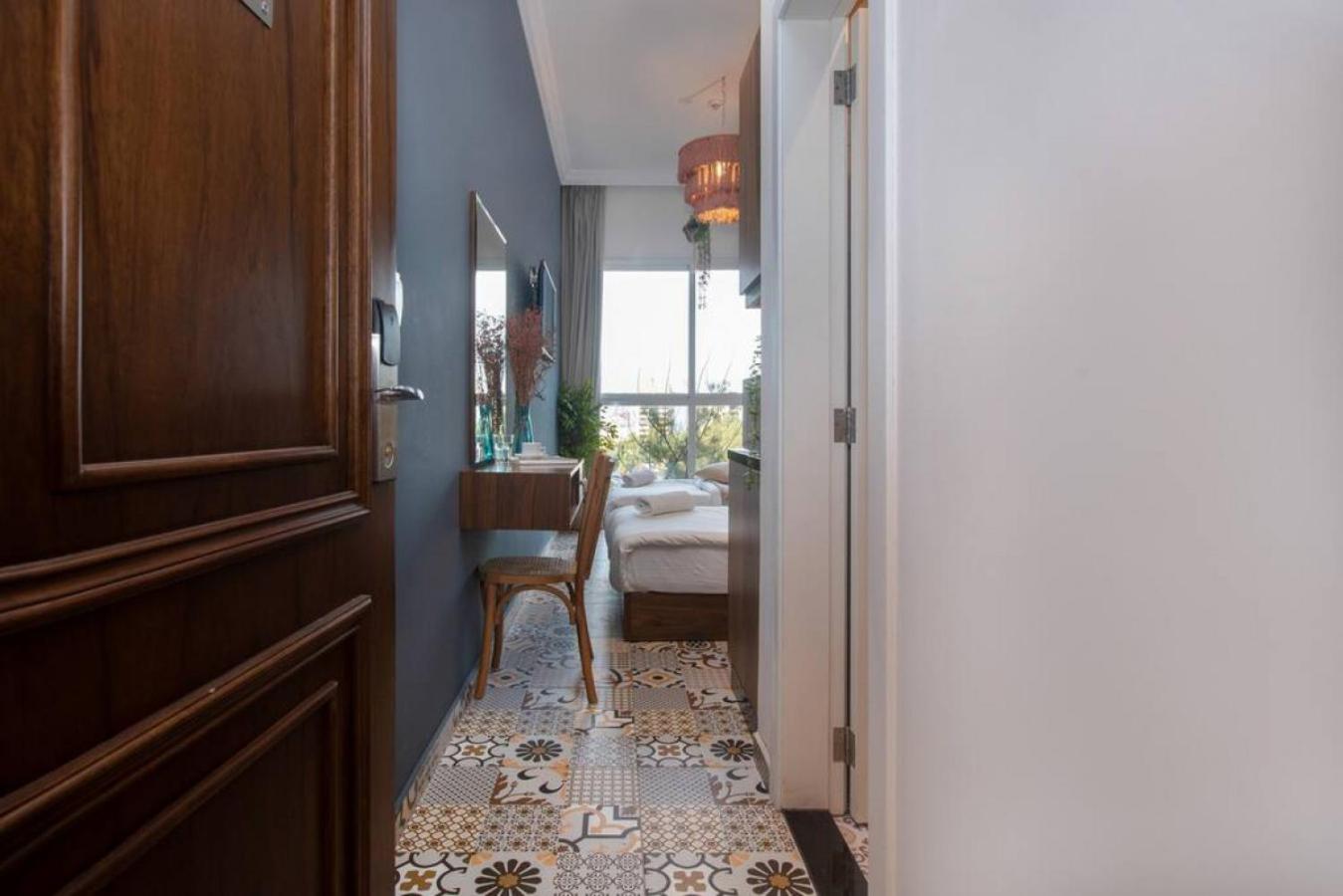 Madam Antoinette-514 Studio in Mar Mikhael view 3