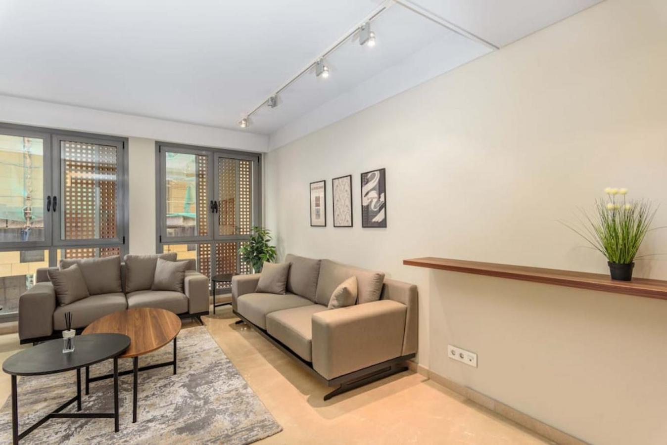 Violin 1 Bedroom Apartment in Solidere