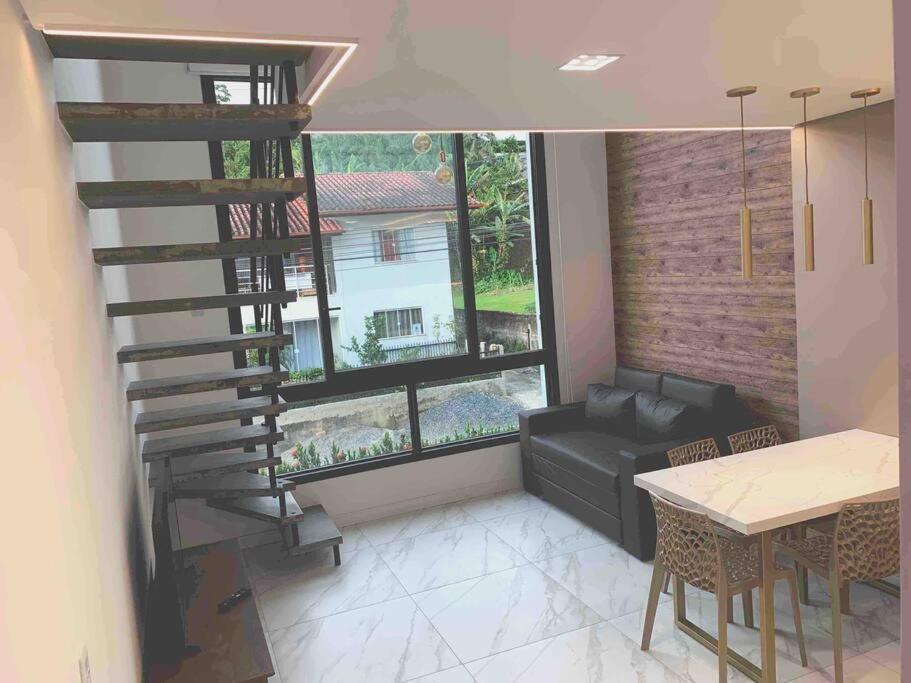 Confortável Loft Central - até 4 Pessoas