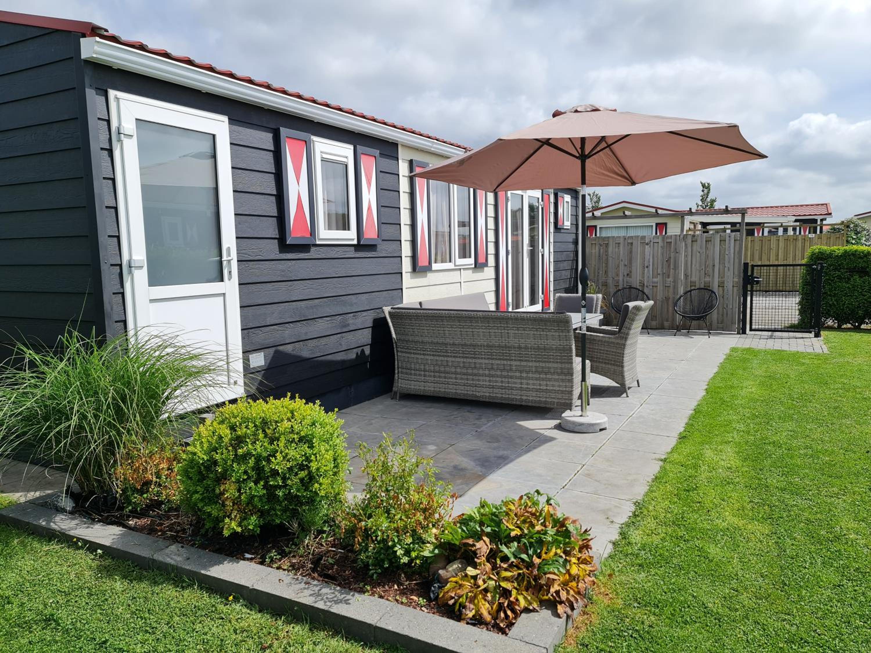 Chalet Veere - eingezäunter Garten, hundefreundlich & ruhig in Zeeland