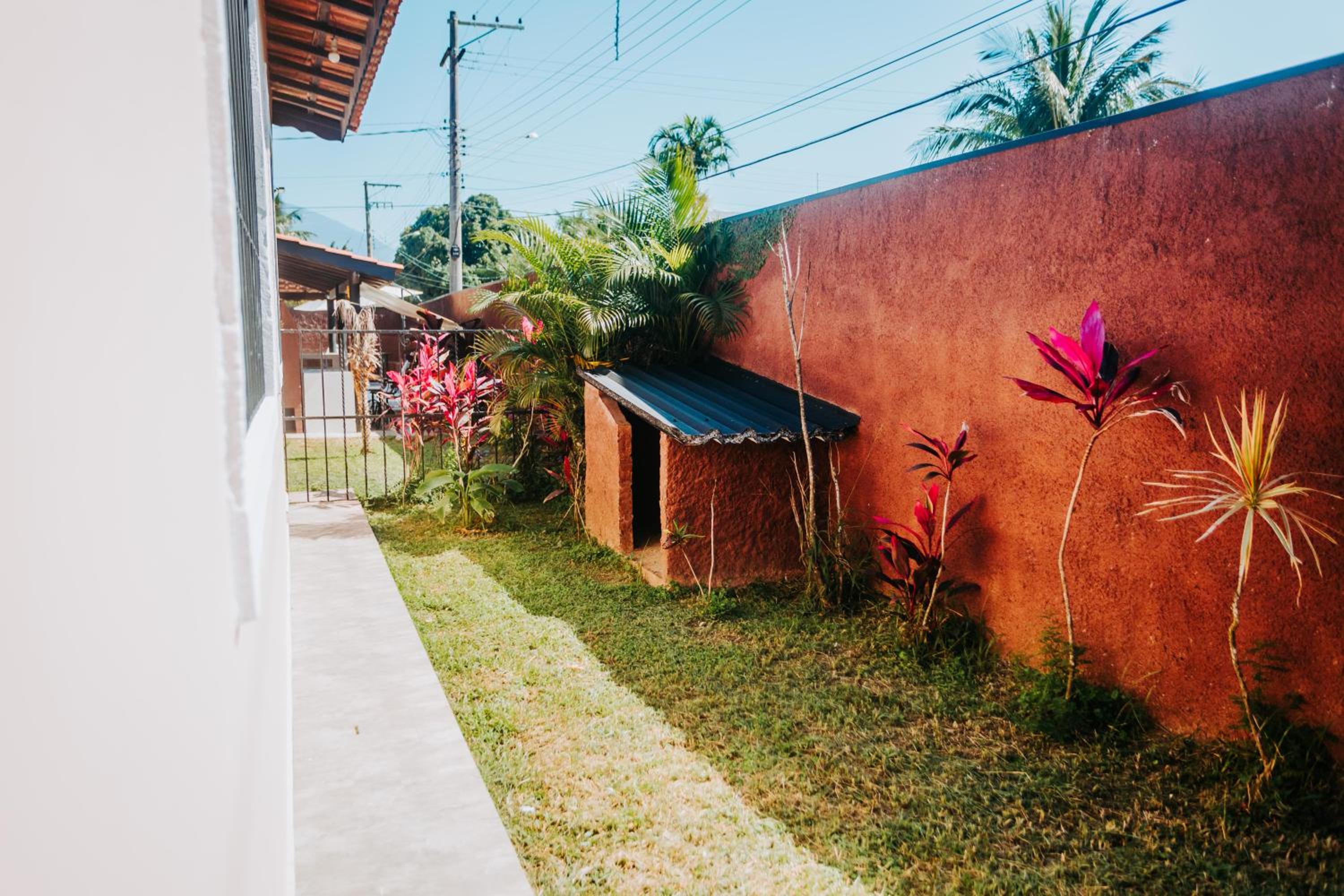 Casa c/ Piscina e Área Gourmet Perto da Praia