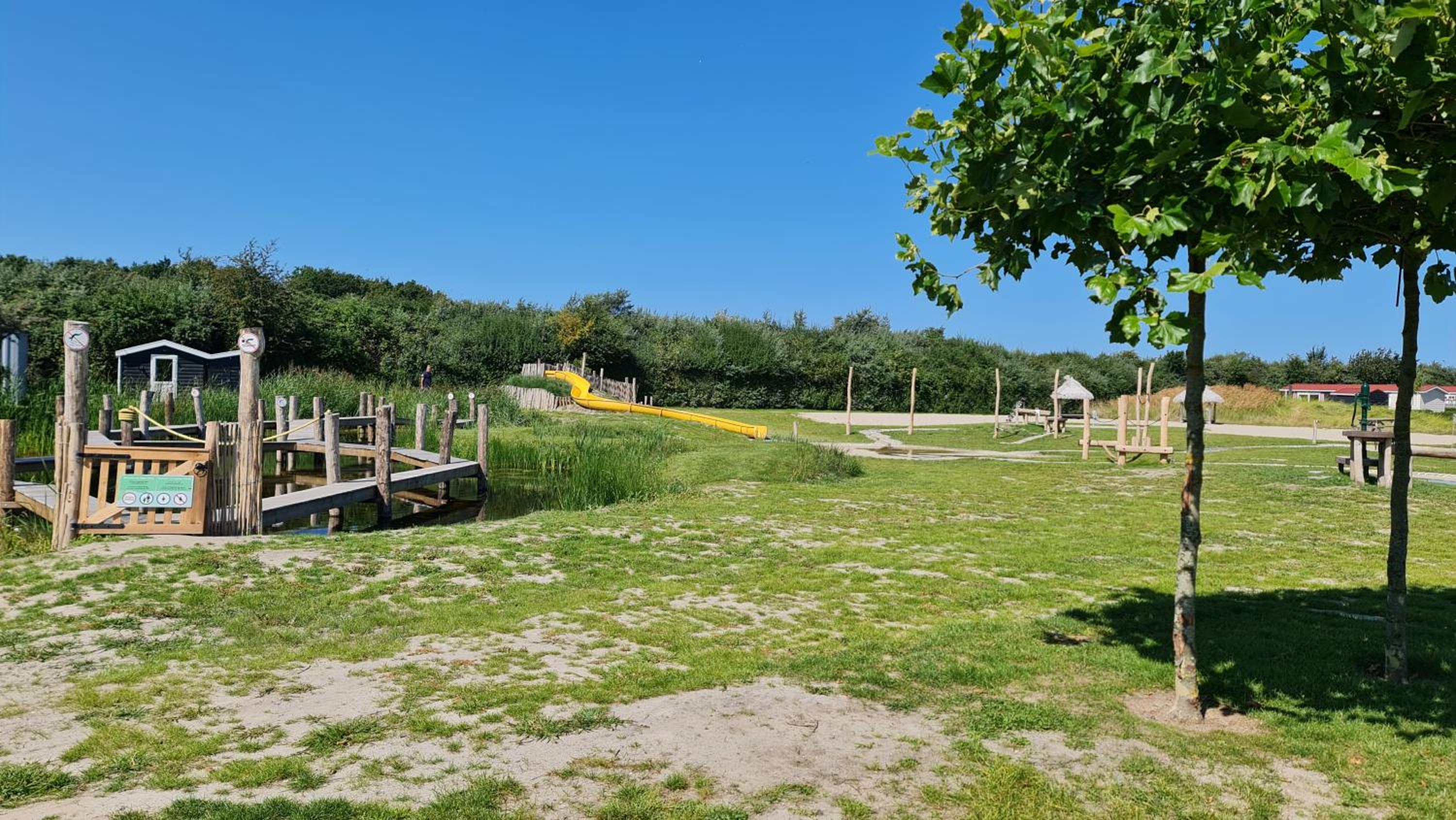 Chalet Veere - eingezäunter Garten, hundefreundlich & ruhig in Zeeland