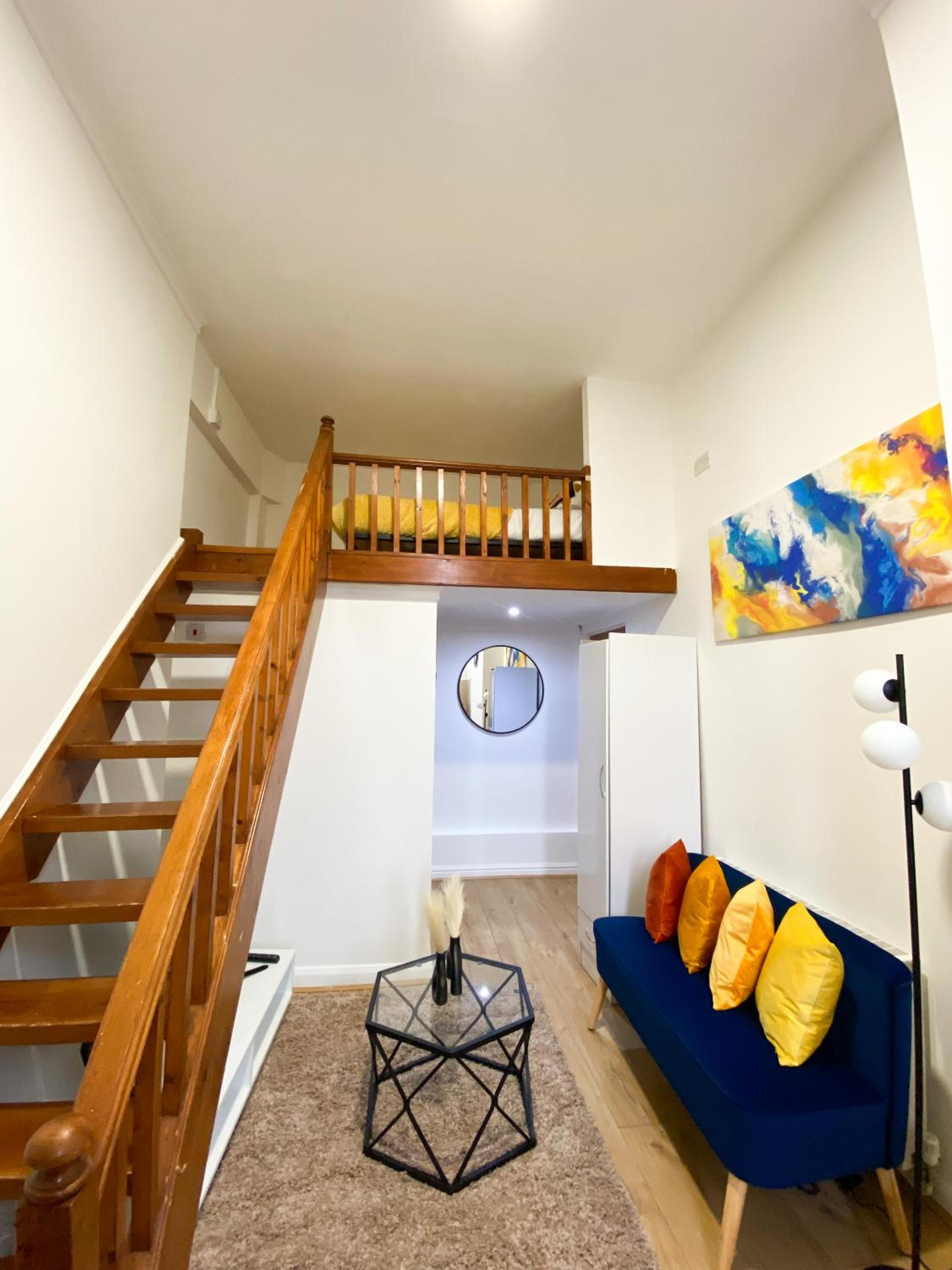 Modern studios Malvern Road